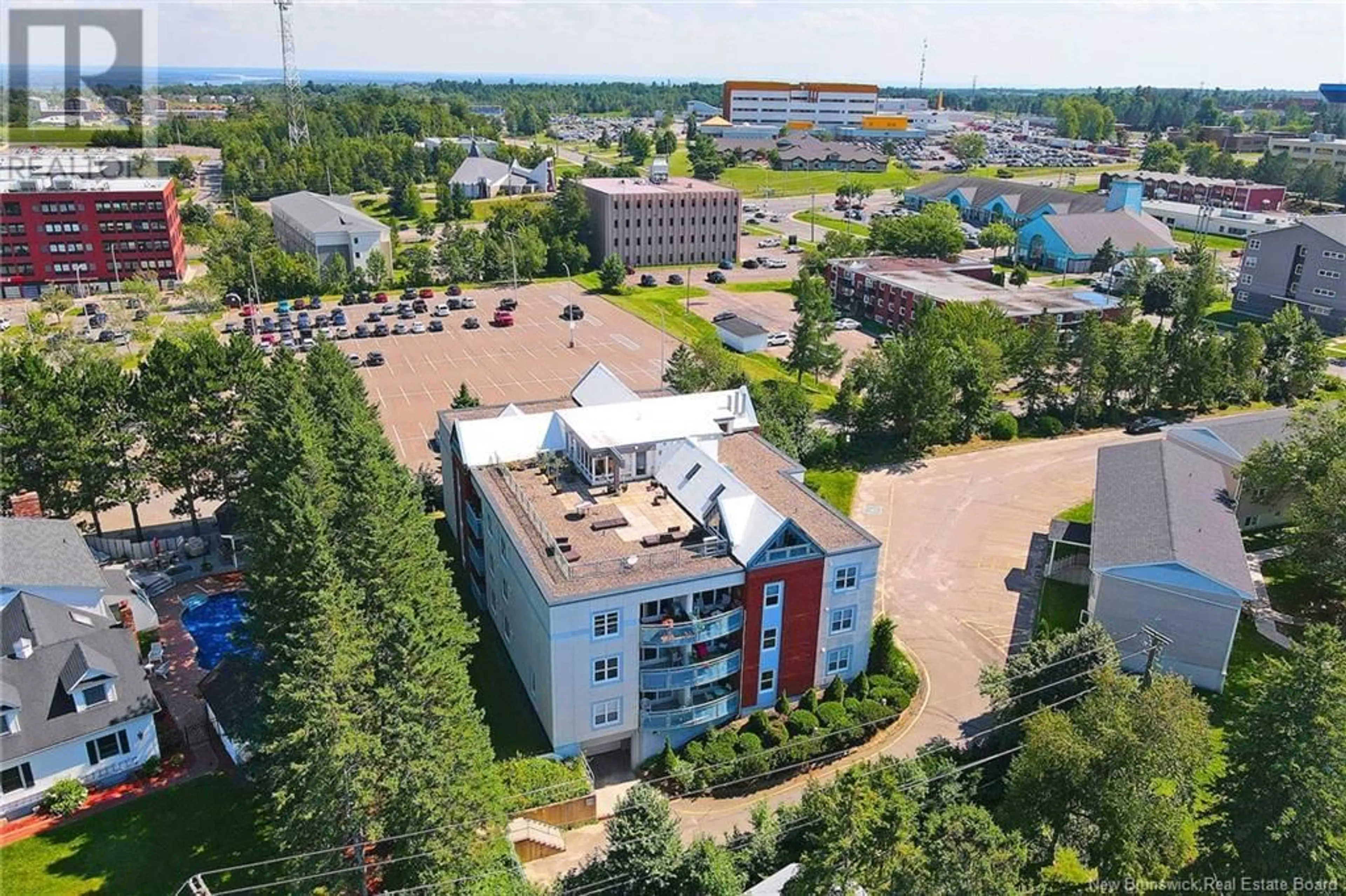 A pic from outside/outdoor area/front of a property/back of a property/a pic from drone, city buildings view from balcony for 160 - 500 VENUS COURT, Fredericton New Brunswick E3B3A9