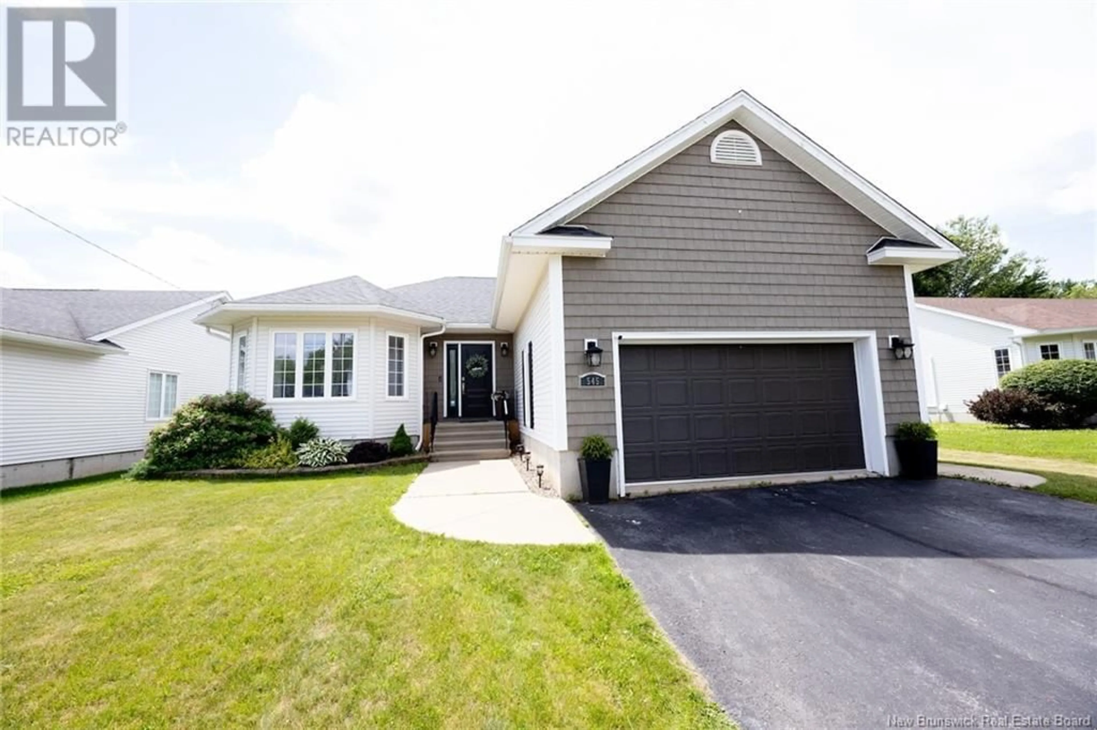 Home with vinyl exterior material, street for 545 DOUGLAS AVENUE, Fredericton New Brunswick E3A5T1