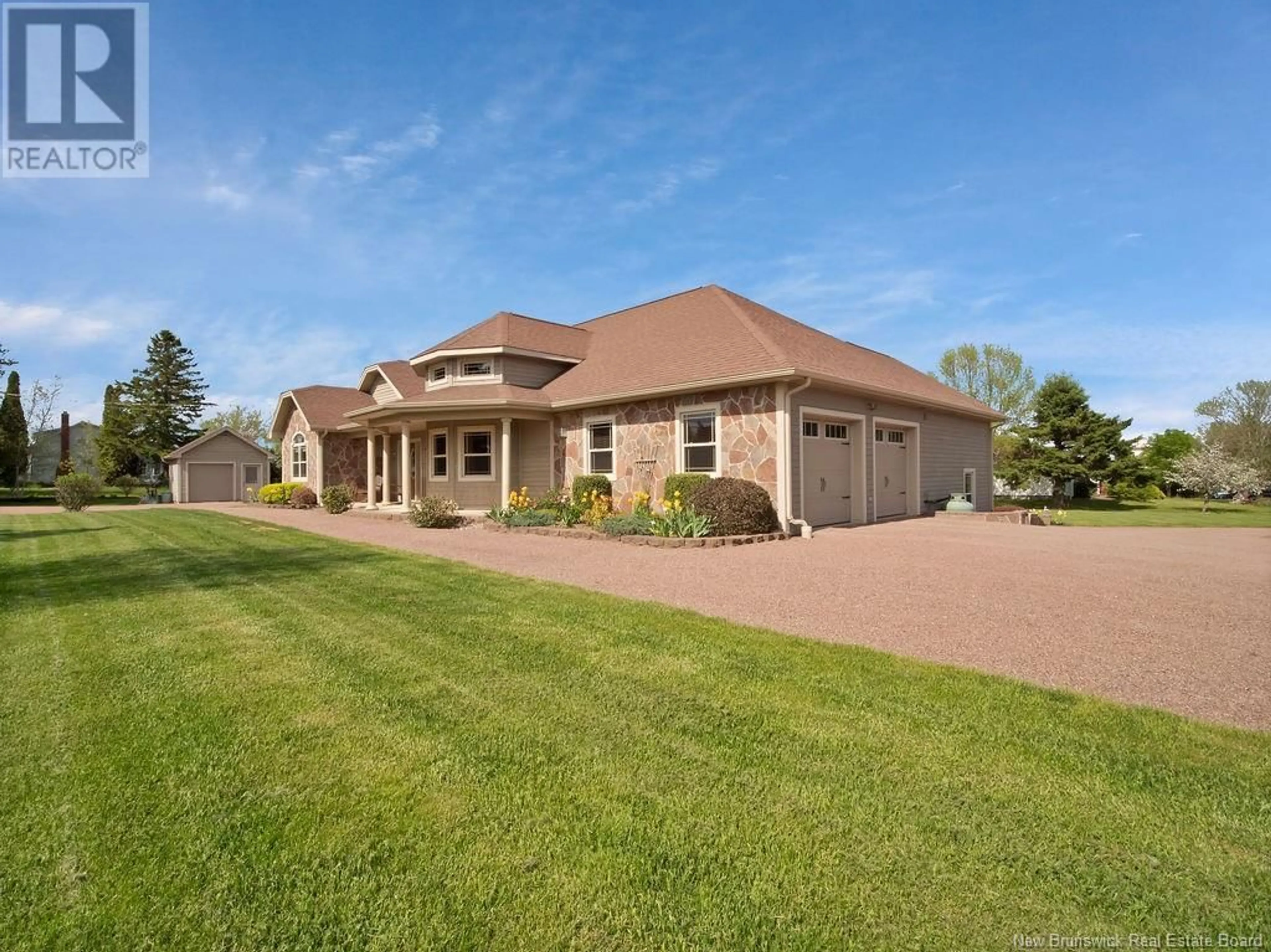 Home with brick exterior material, street for 3582 ROUTE 134, Shediac Cape New Brunswick E4P3J7