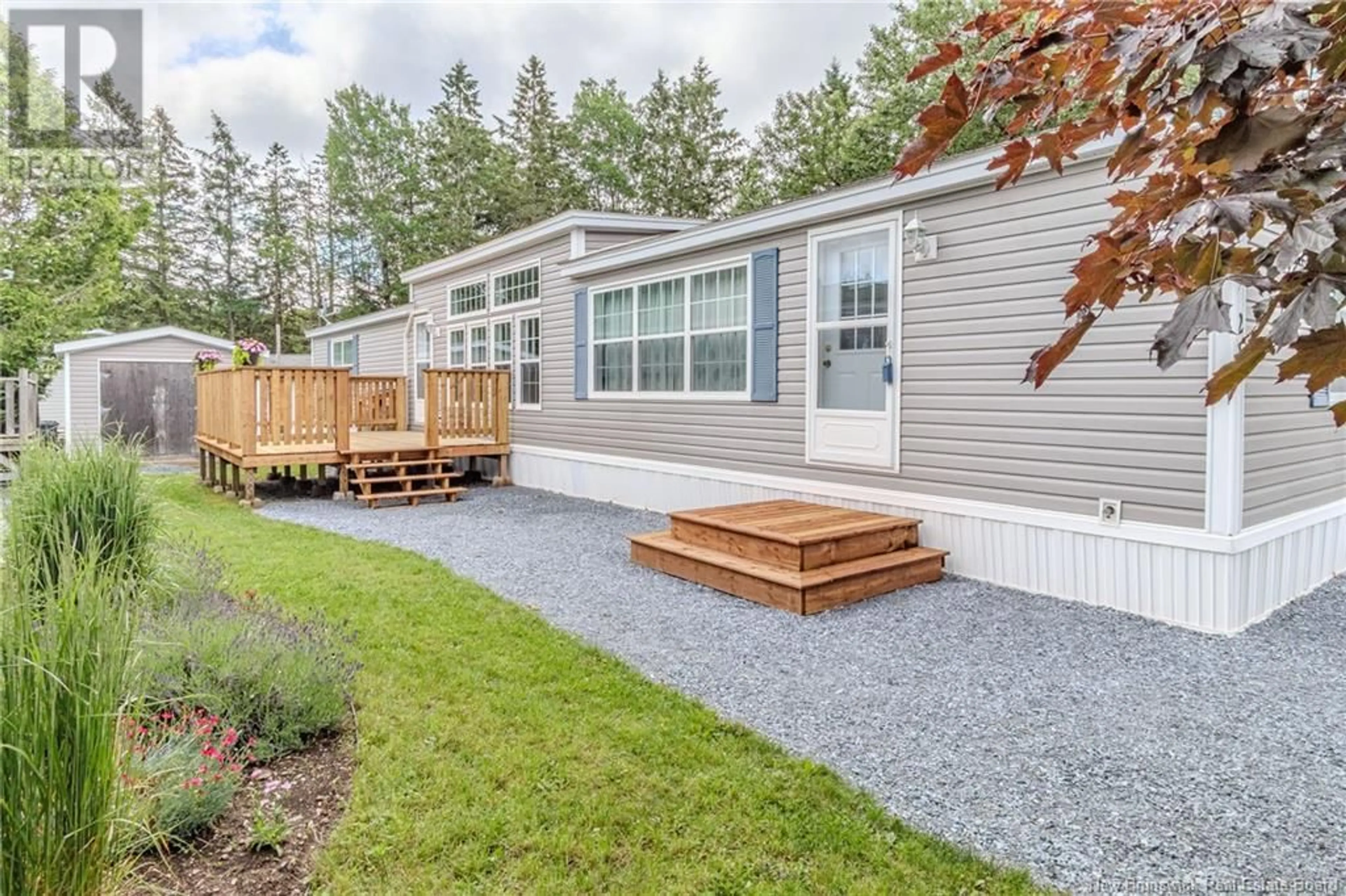 Home with vinyl exterior material, unknown for 21 WHITE OAK CRESCENT, Quispamsis New Brunswick E2G1X3