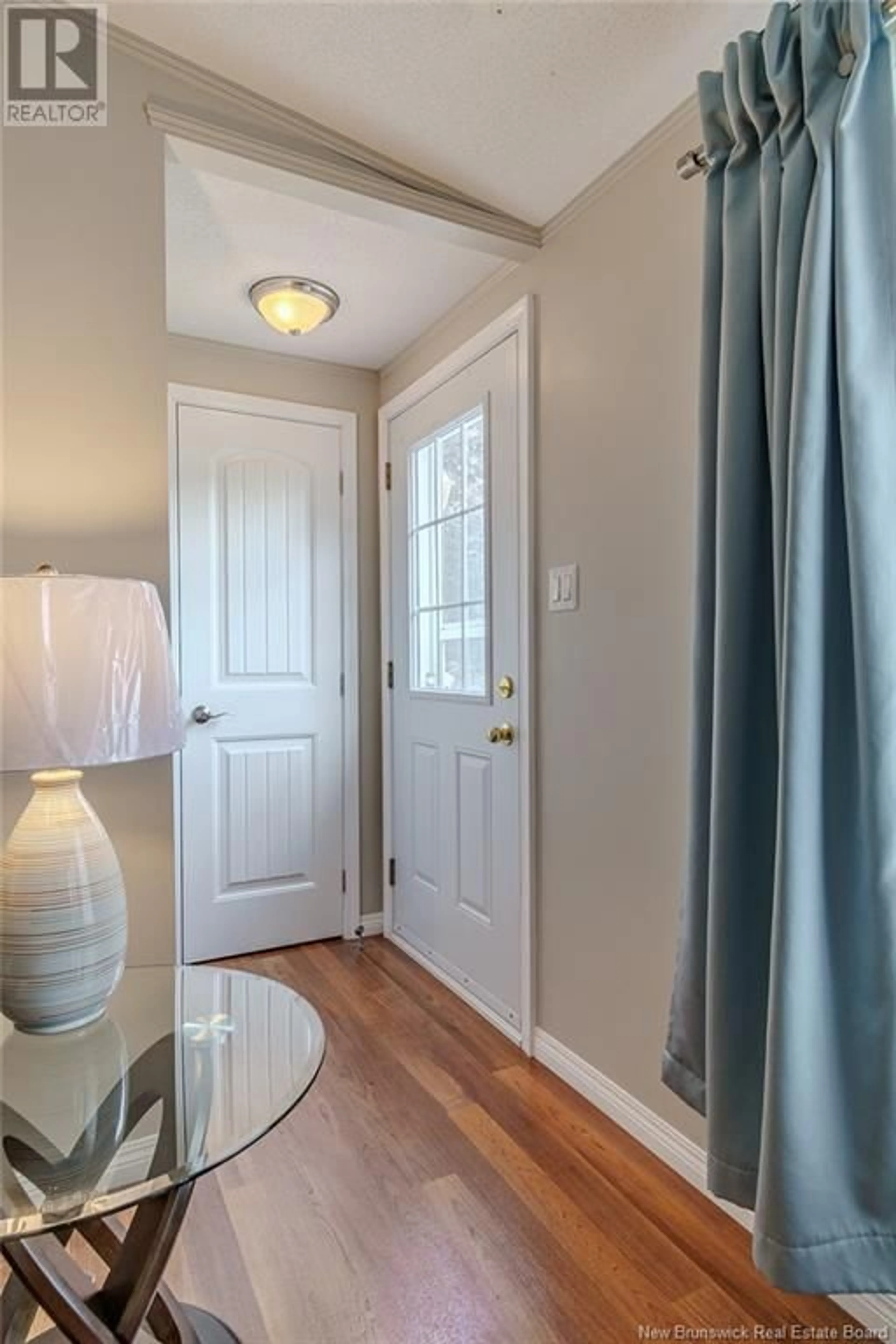 Indoor entryway for 21 WHITE OAK CRESCENT, Quispamsis New Brunswick E2G1X3