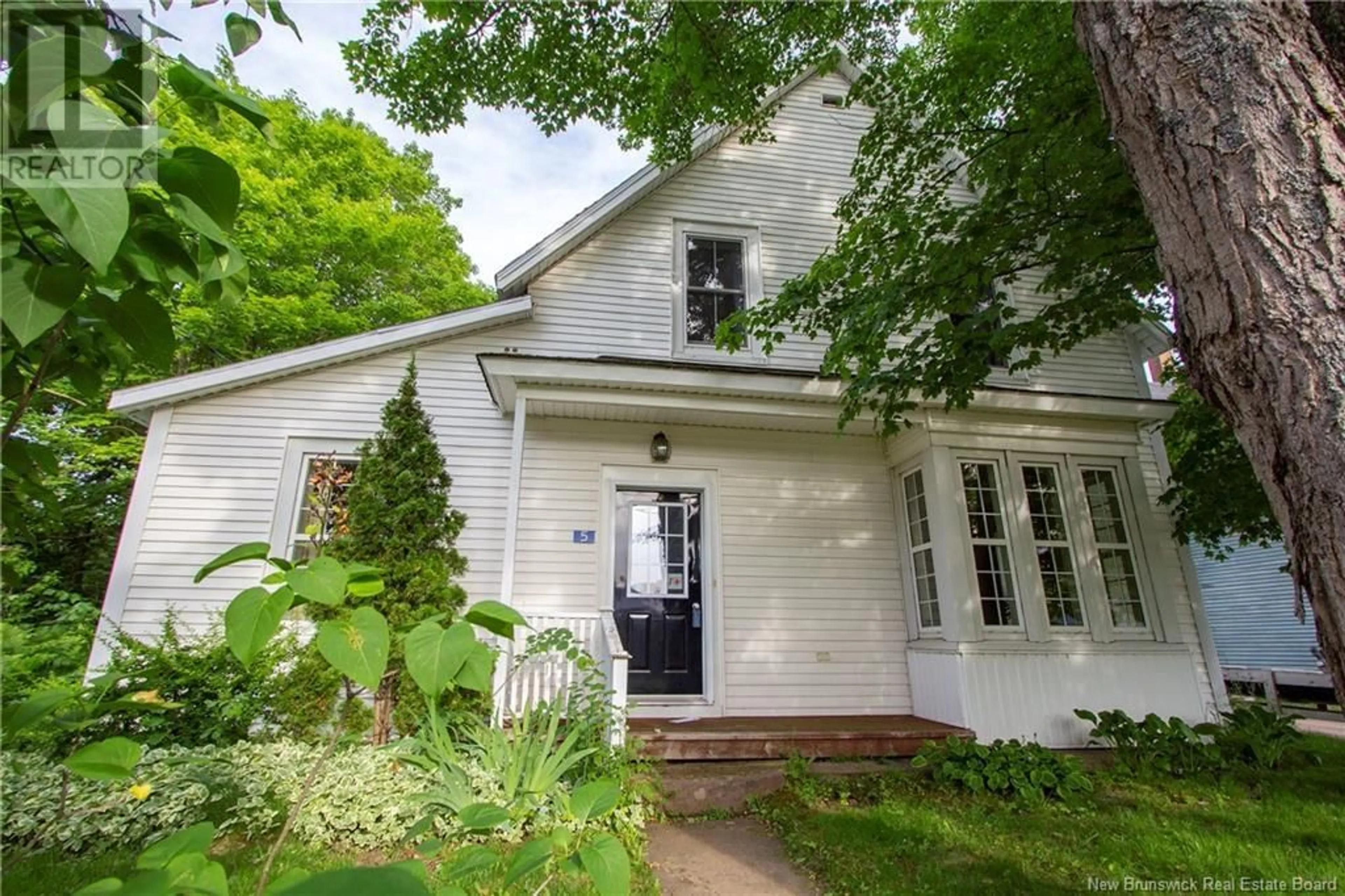 Unknown for 5 SQUIRE STREET, Sackville New Brunswick E4L4K8