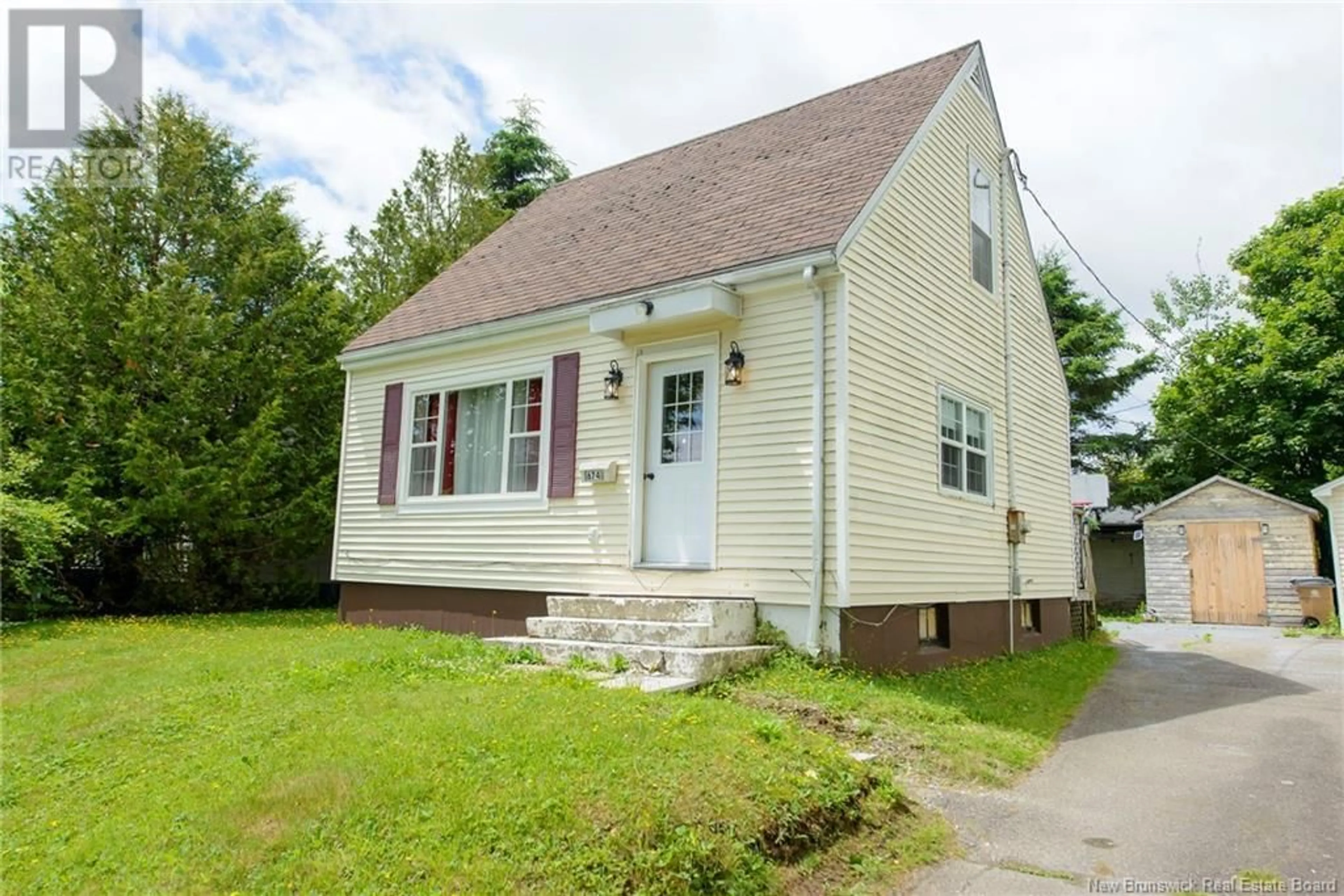 Home with vinyl exterior material, street for 674 DUNN AVENUE, Saint John New Brunswick E2M2X6