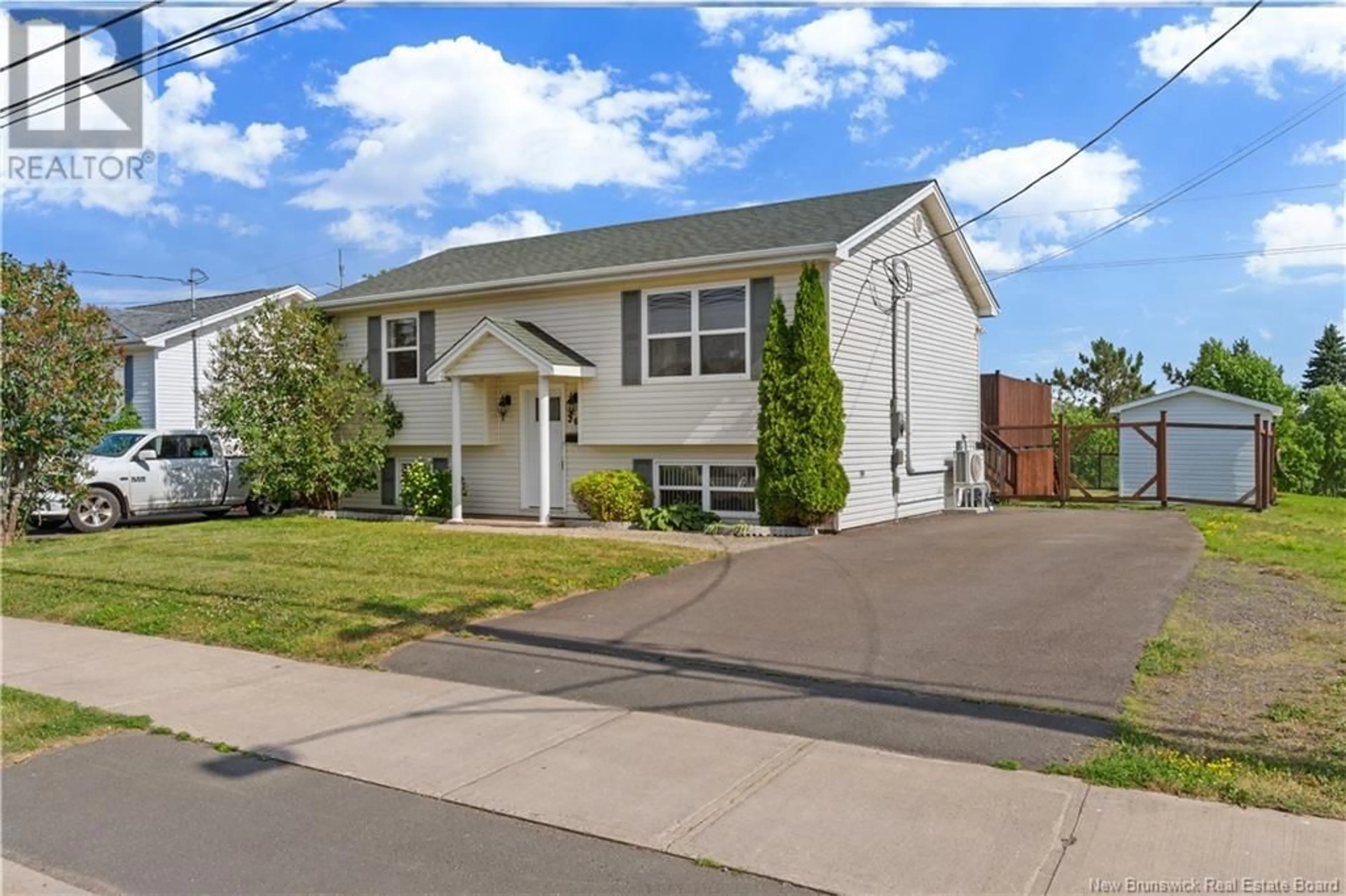 Home with vinyl exterior material, street for 268 HIGHLANDVIEW, Moncton New Brunswick E1A2L3