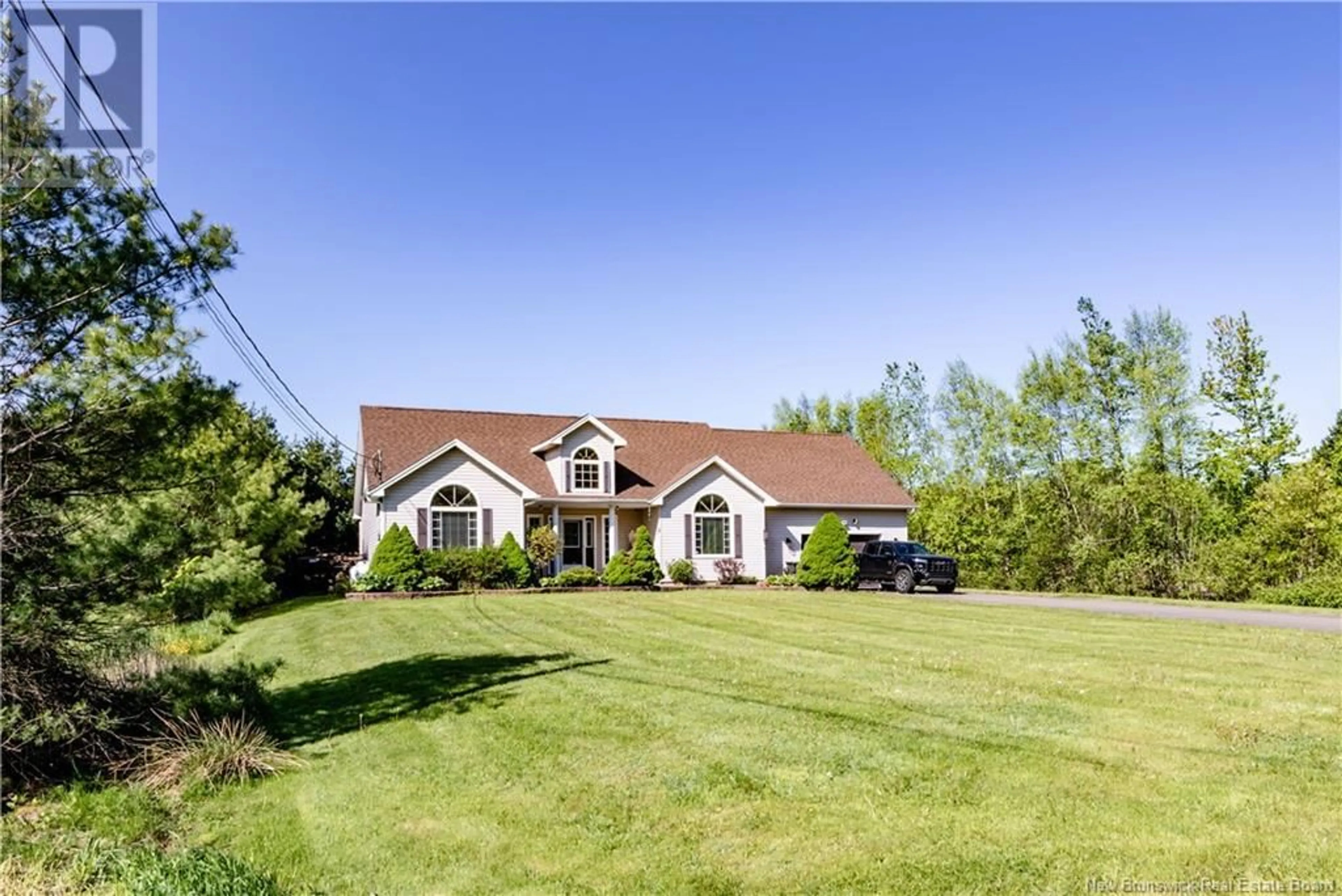 A pic from outside/outdoor area/front of a property/back of a property/a pic from drone, unknown for 30 MURRAY, Saint-Antoine New Brunswick E4V1A2