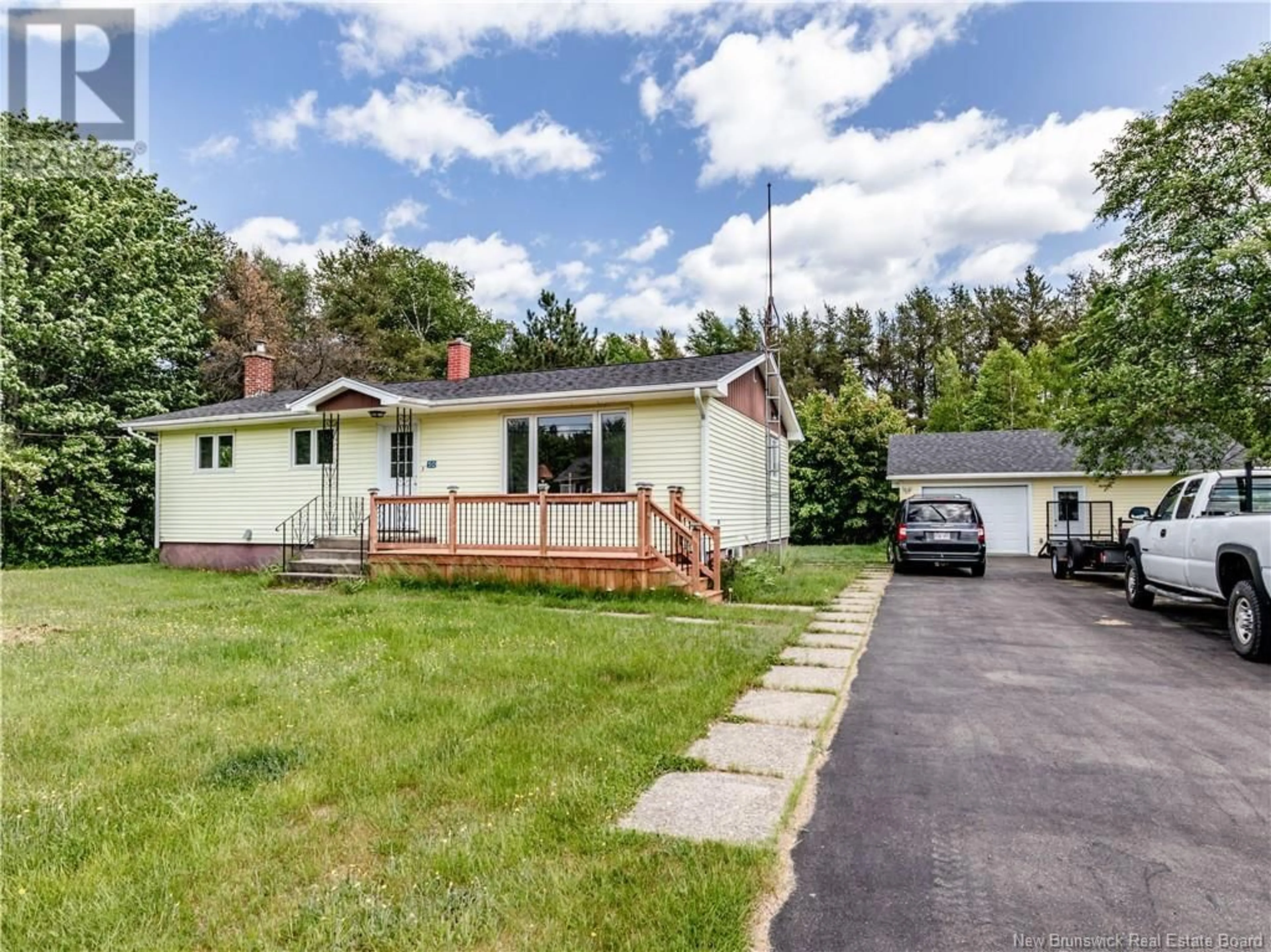 A pic from outside/outdoor area/front of a property/back of a property/a pic from drone, street for 50 POINTE DE L'EGLISE, Aldouane New Brunswick E4W5H2