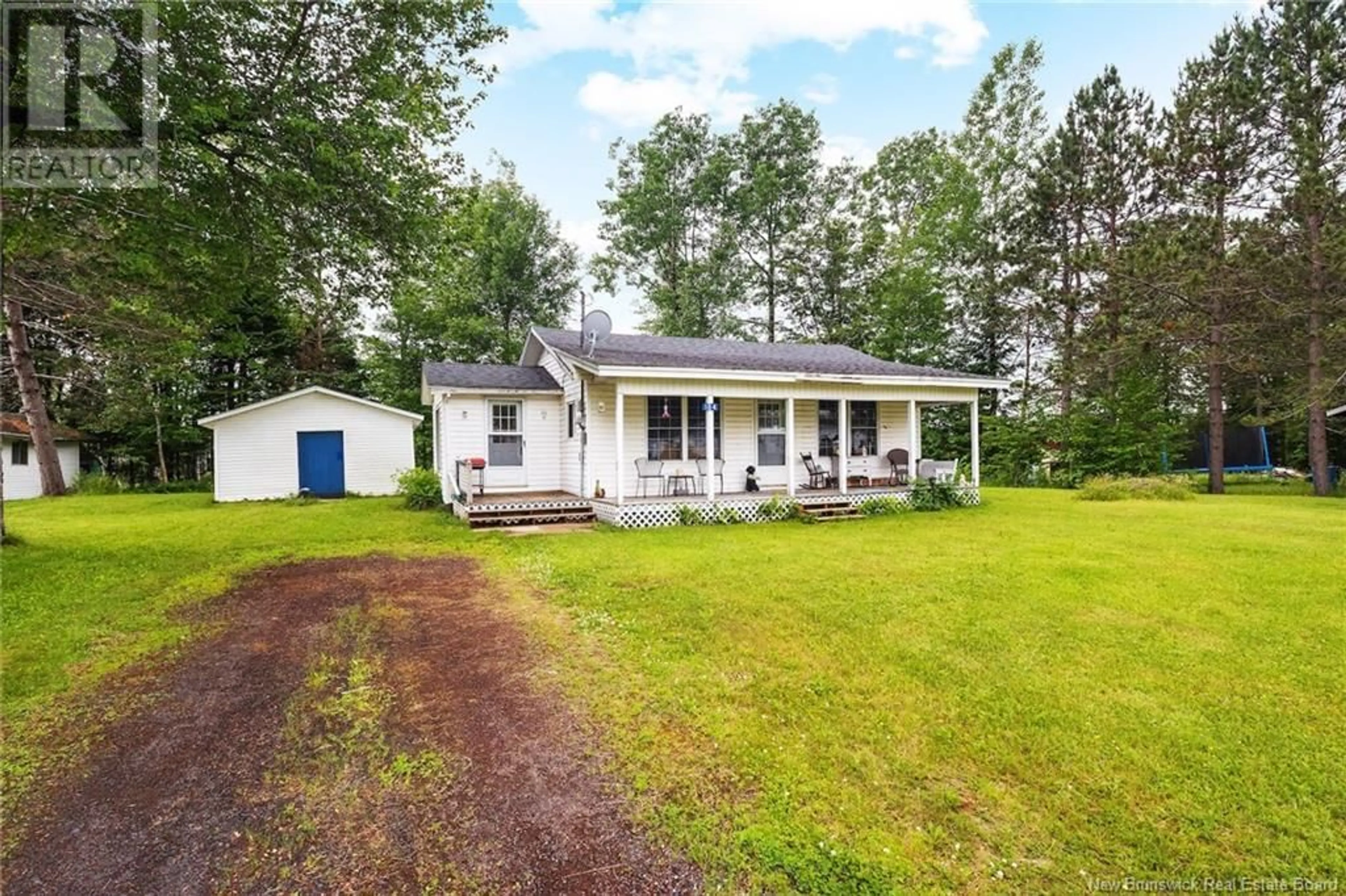 A pic from outside/outdoor area/front of a property/back of a property/a pic from drone, unknown for 184 KING STREET, Chipman New Brunswick E4A2K3