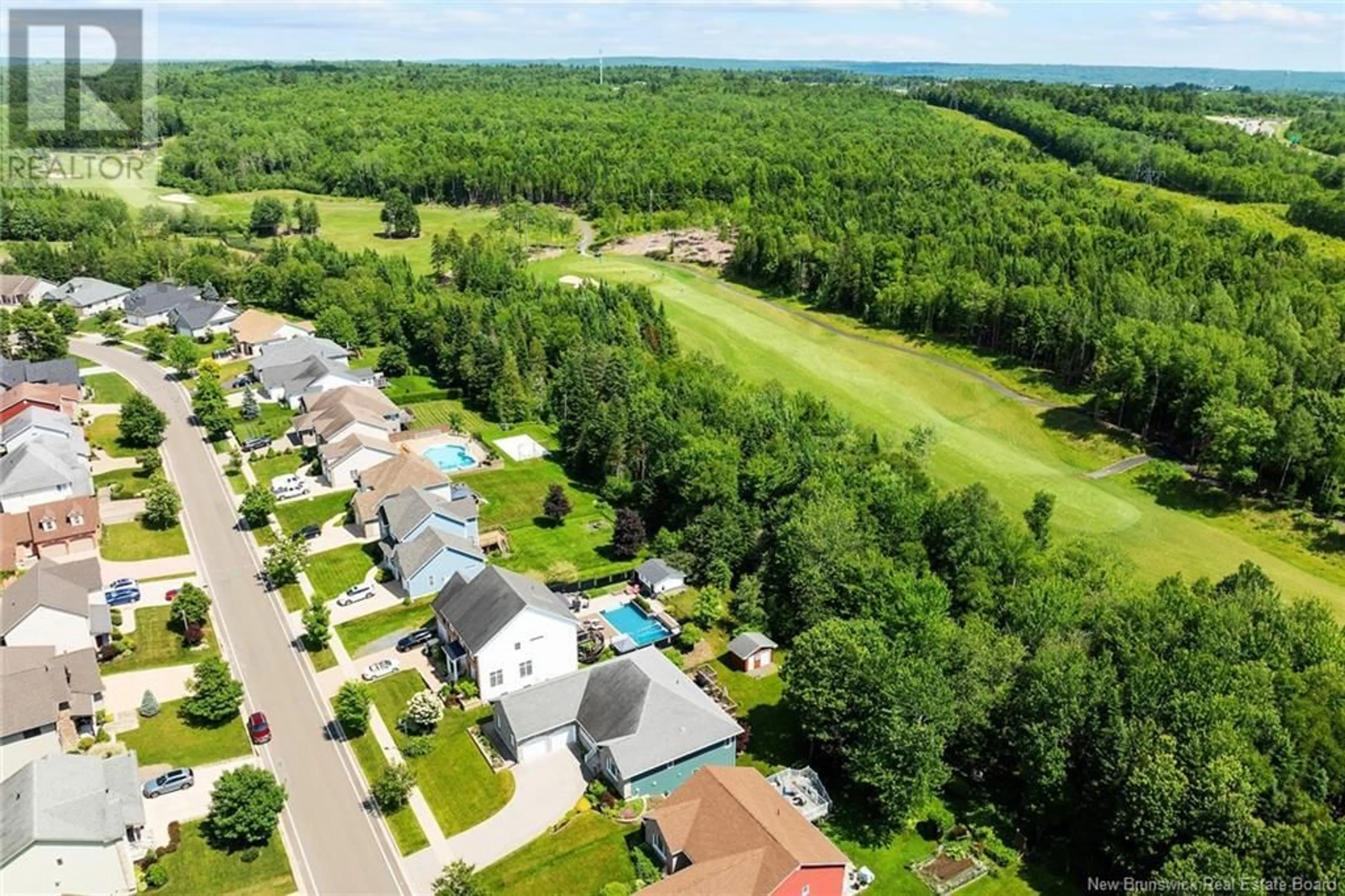 A pic from outside/outdoor area/front of a property/back of a property/a pic from drone, water/lake/river/ocean view for 96 SUMMERHILL ROW, Fredericton New Brunswick E3G0E9
