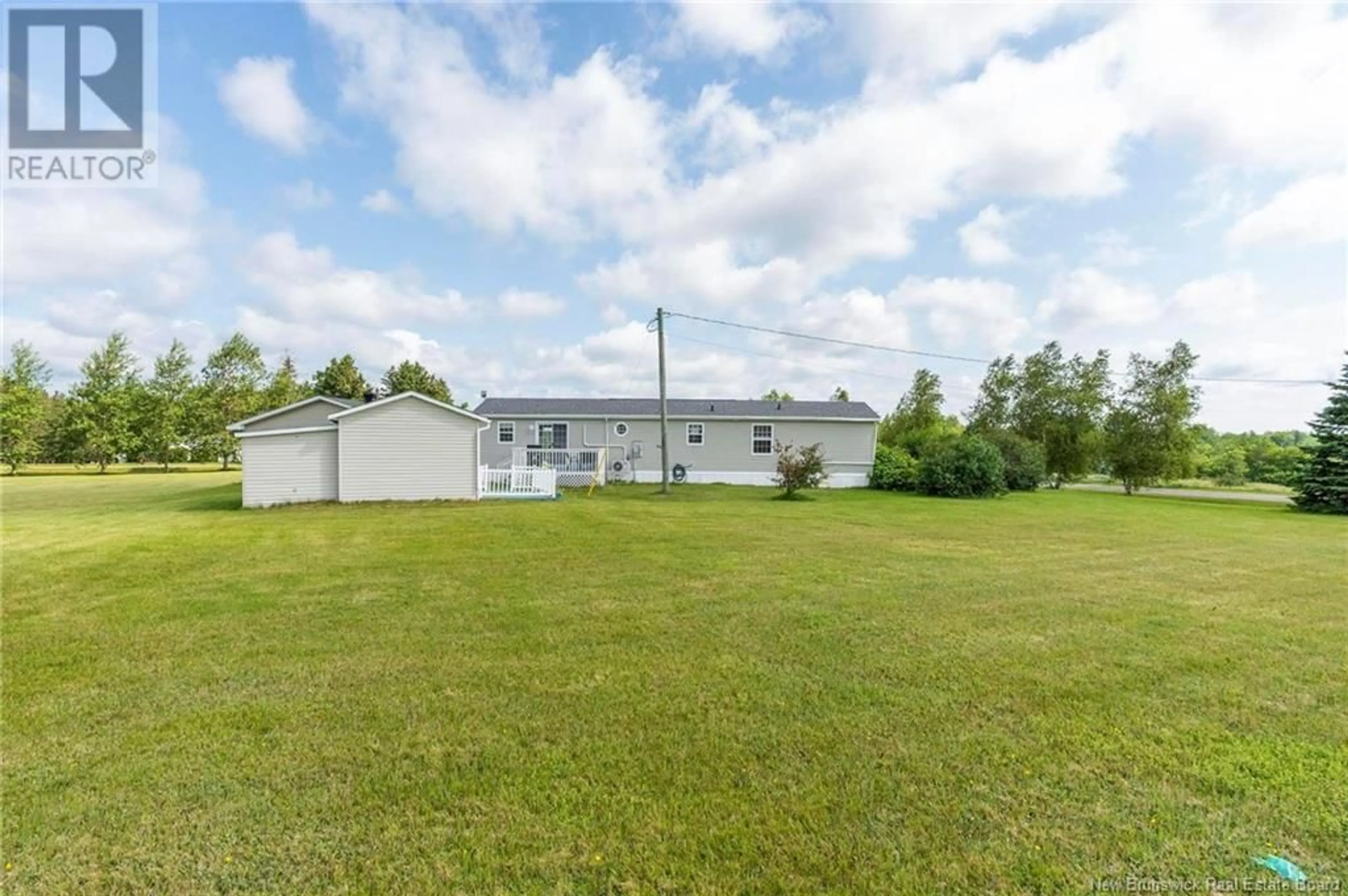 A pic from outside/outdoor area/front of a property/back of a property/a pic from drone, unknown for 75 LINDA STREET, Saint-Joseph-De-Kent New Brunswick E4S4B4