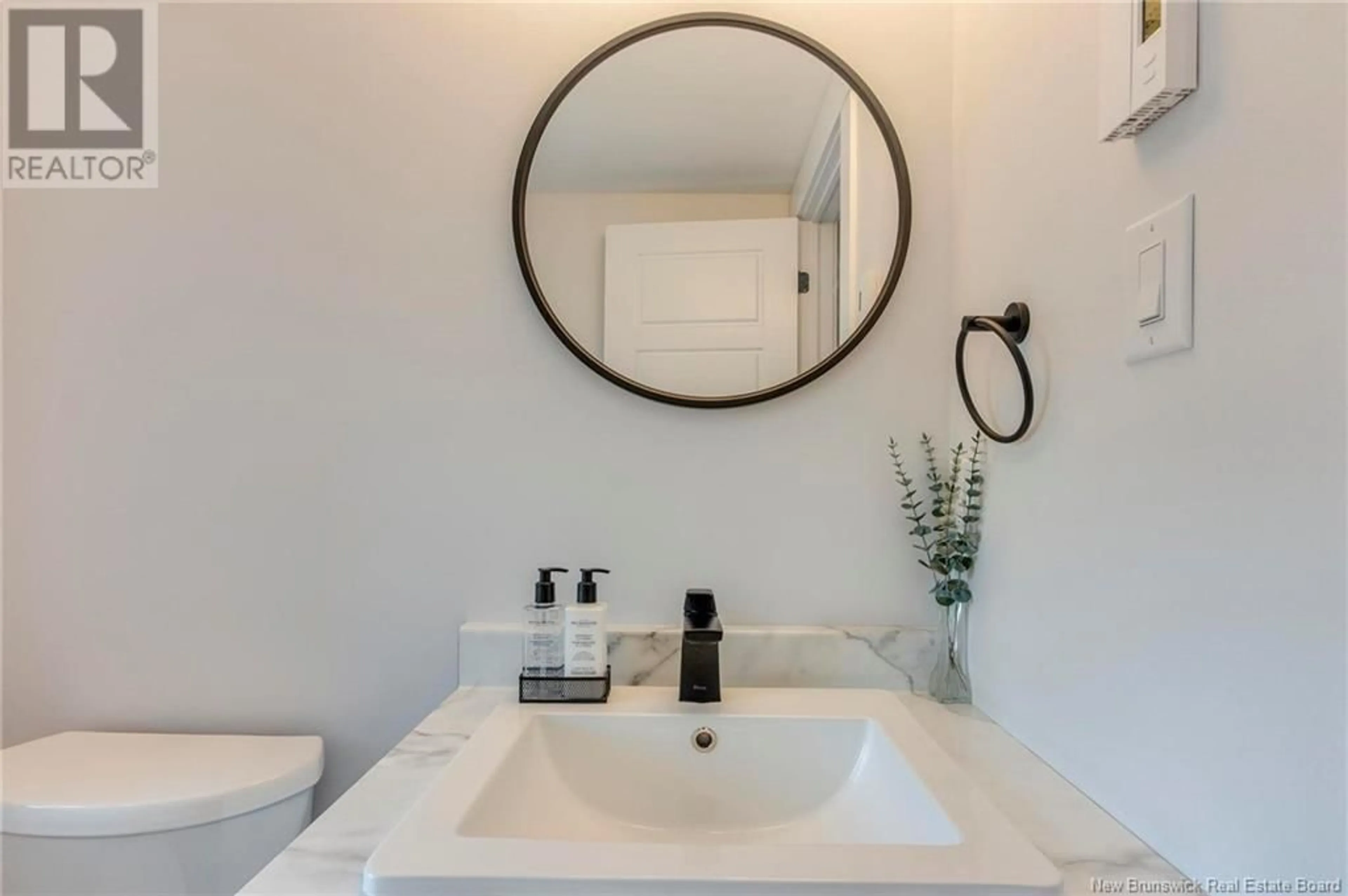 Contemporary bathroom, ceramic/tile floor for 16 ROCHEFORT STREET, Dieppe New Brunswick E1A6S4