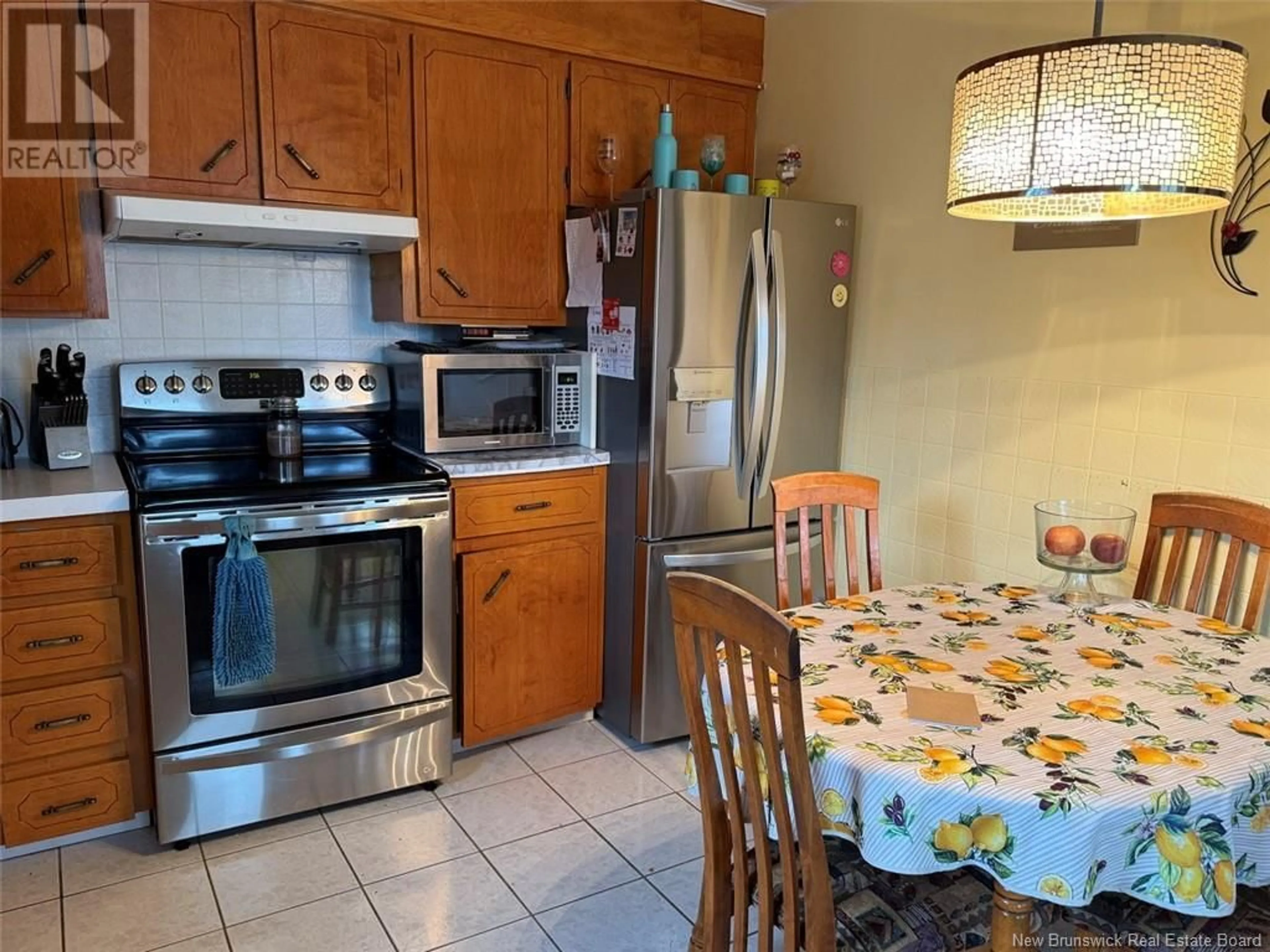 Standard kitchen, ceramic/tile floor for 38 MGR MELANSON STREET, Saint-Quentin New Brunswick E8A1X3