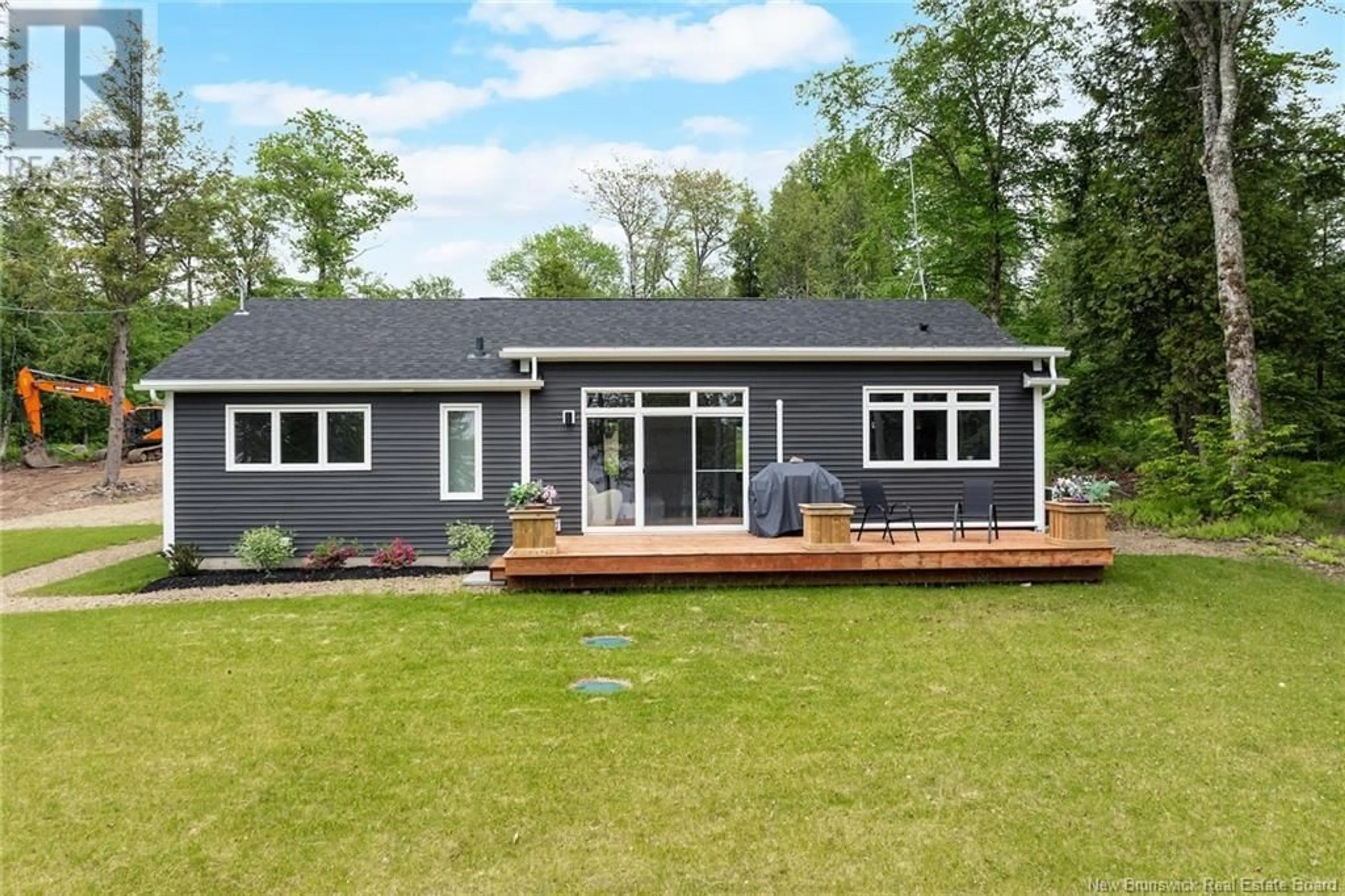Home with vinyl exterior material, unknown for 456 COX POINT ROAD, Cumberland Bay New Brunswick E4A3N9