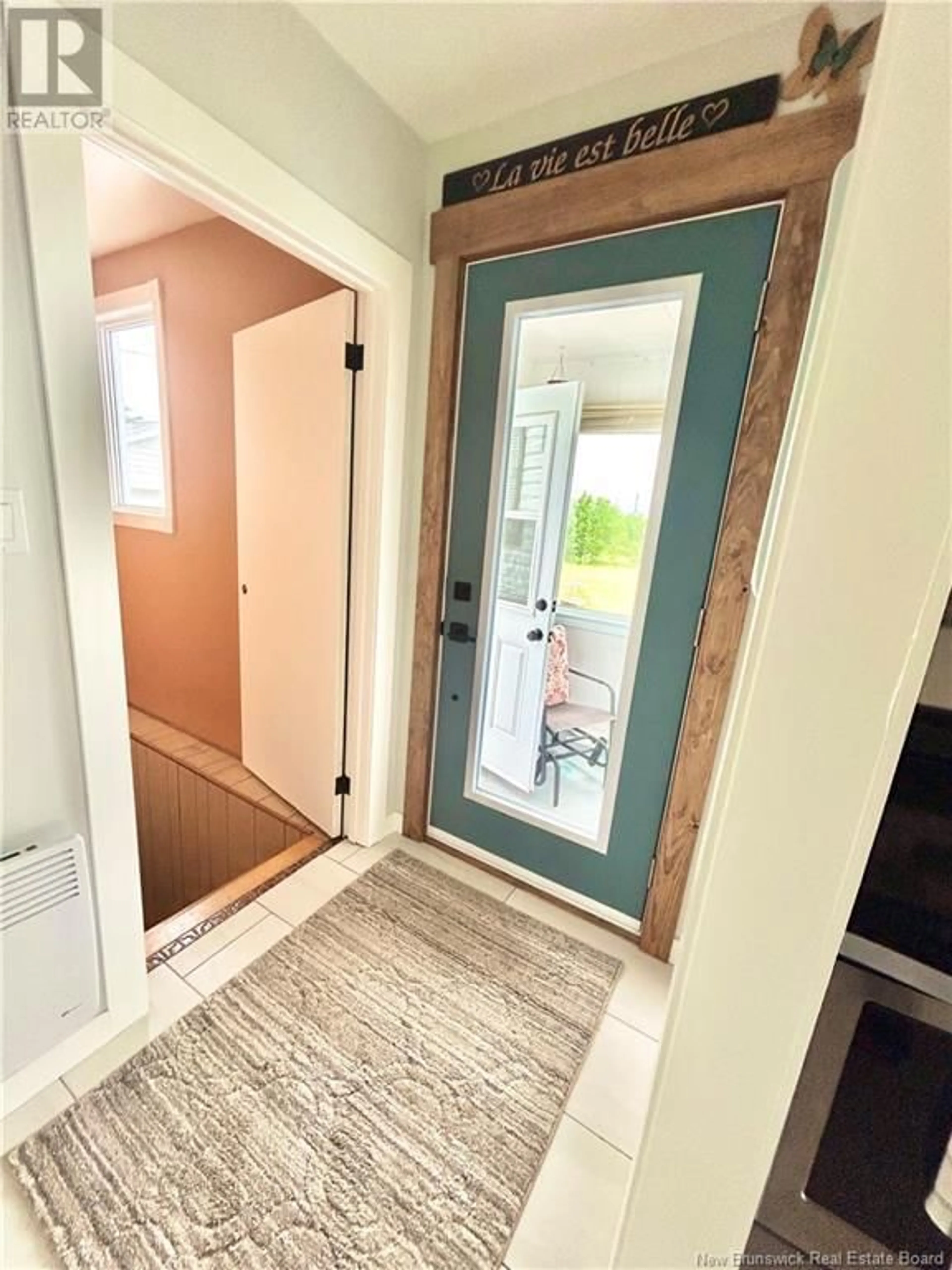 Indoor entryway for 972 113 ROUTE ROUTE, Inkerman New Brunswick E8P1E1