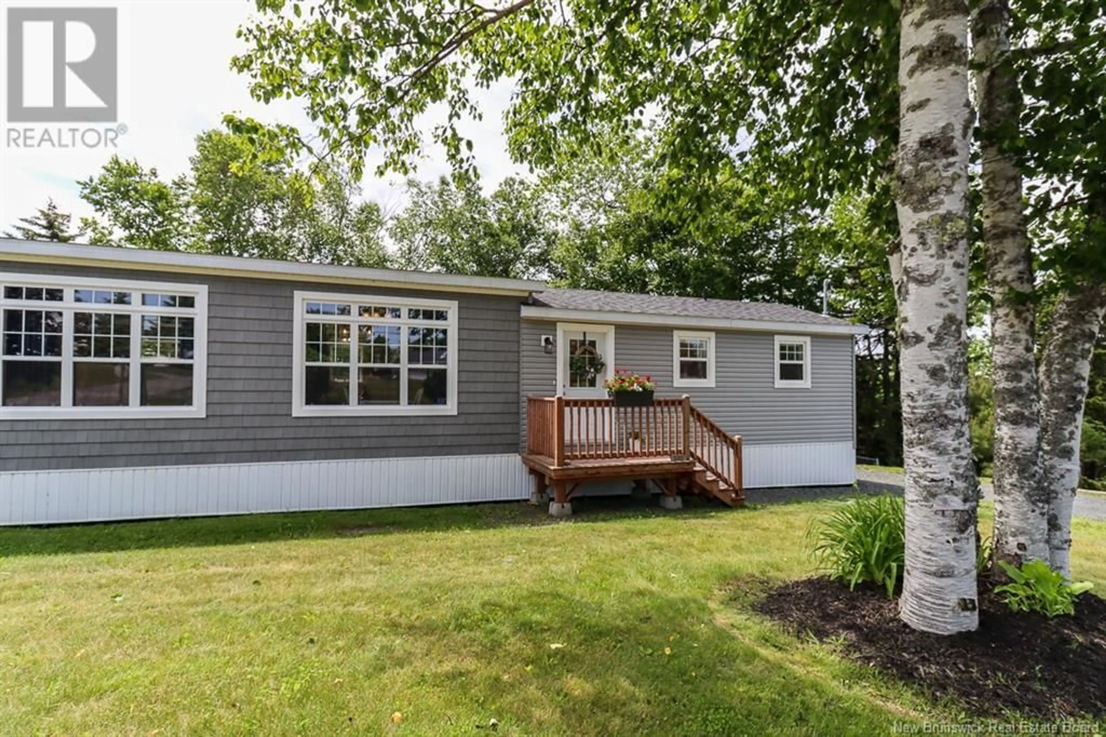 Home with vinyl exterior material, water/lake/river/ocean view for 110 SOUTH STREET, St George New Brunswick E5C3P9