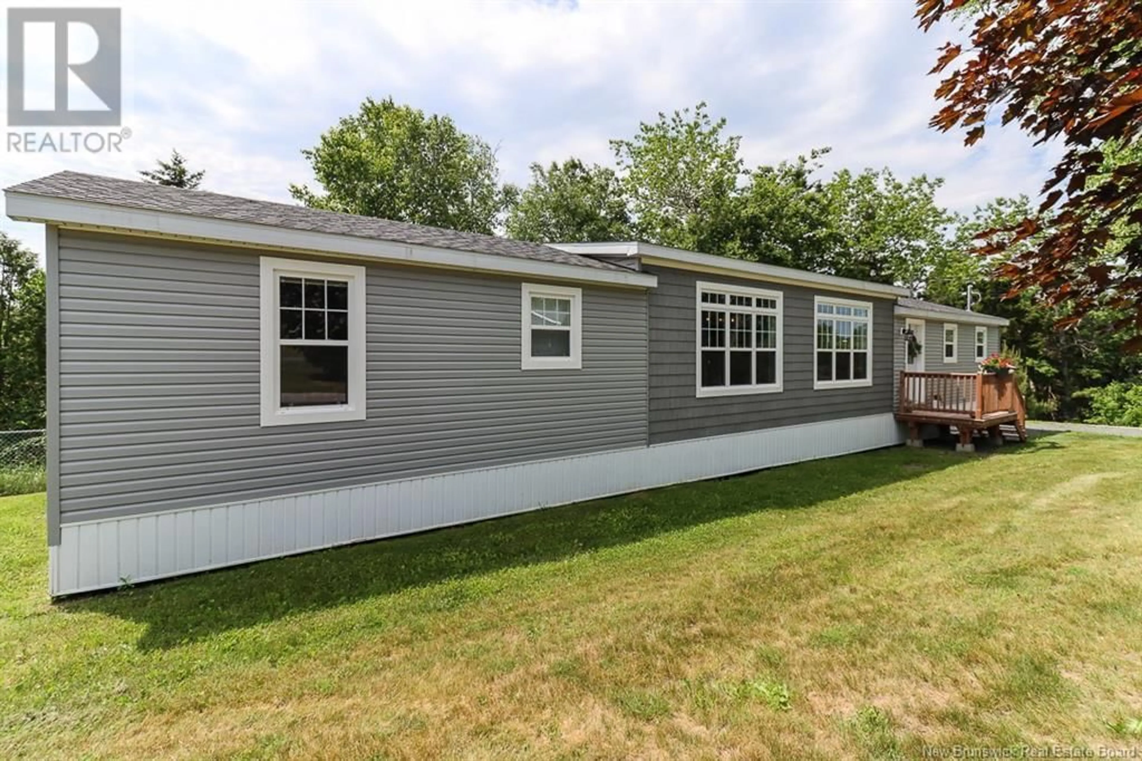 Home with vinyl exterior material, unknown for 110 SOUTH STREET, St George New Brunswick E5C3P9