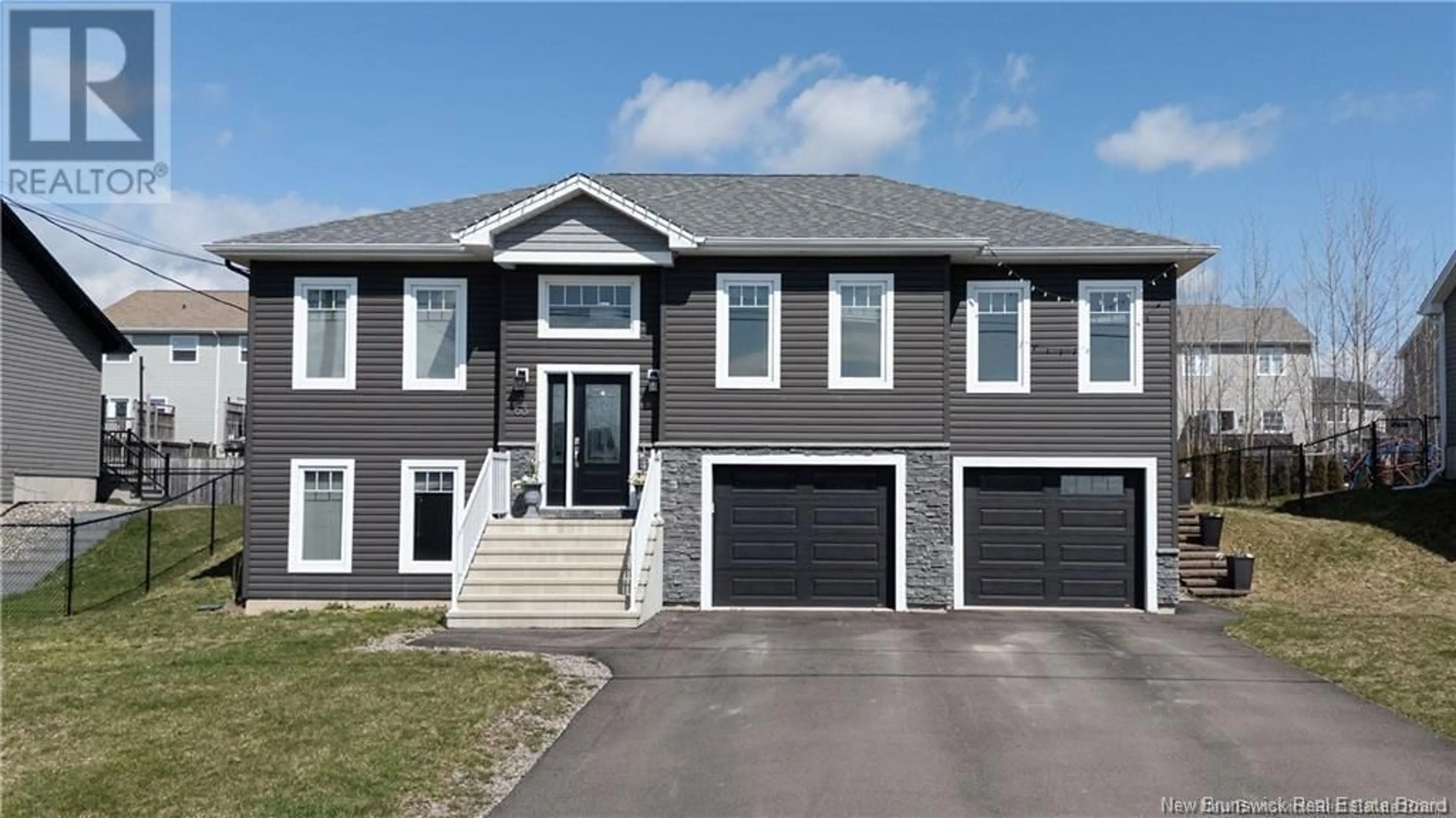 Home with vinyl exterior material, unknown for 63 SAMSON STREET, Moncton New Brunswick E1G5X2