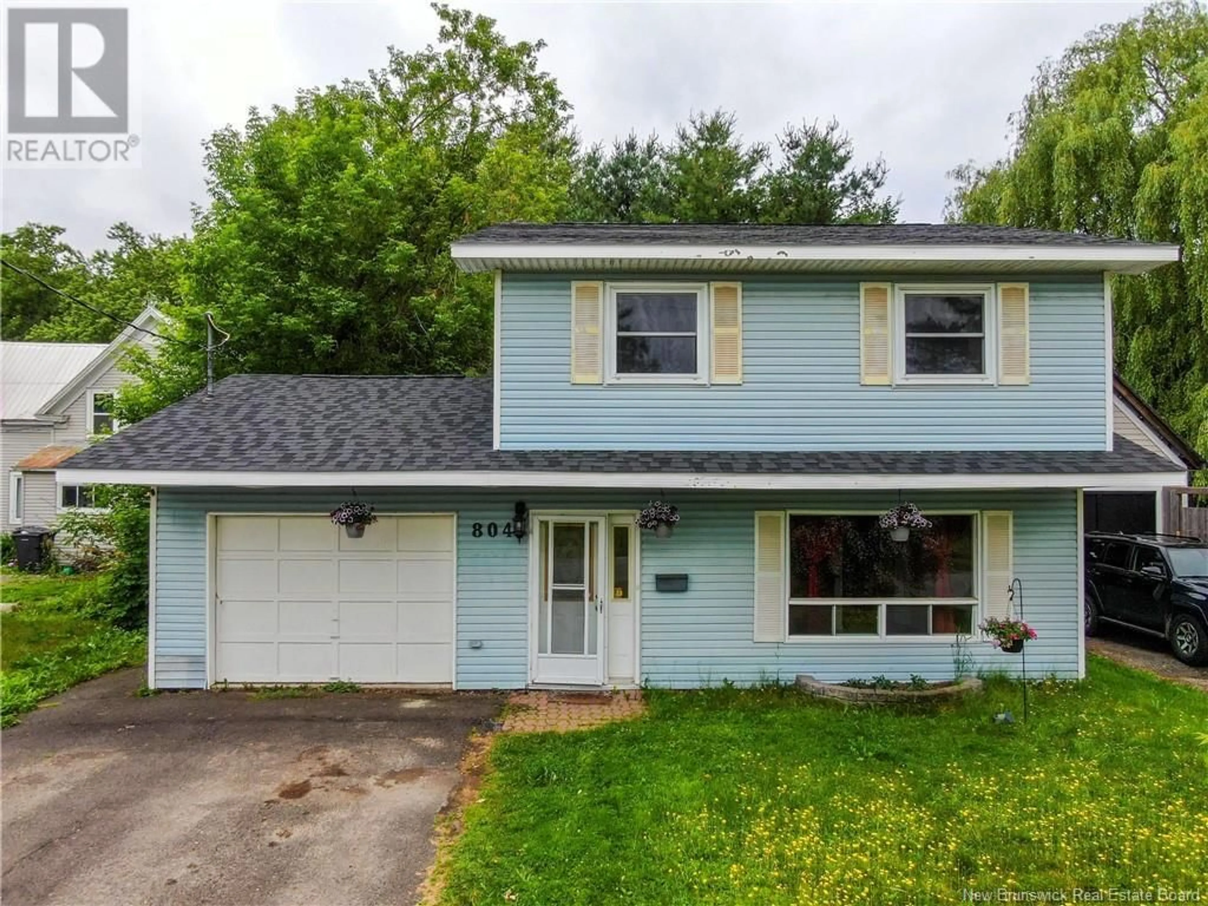 Home with vinyl exterior material, street for 804 DEVON AVENUE, Fredericton New Brunswick E3A3H1