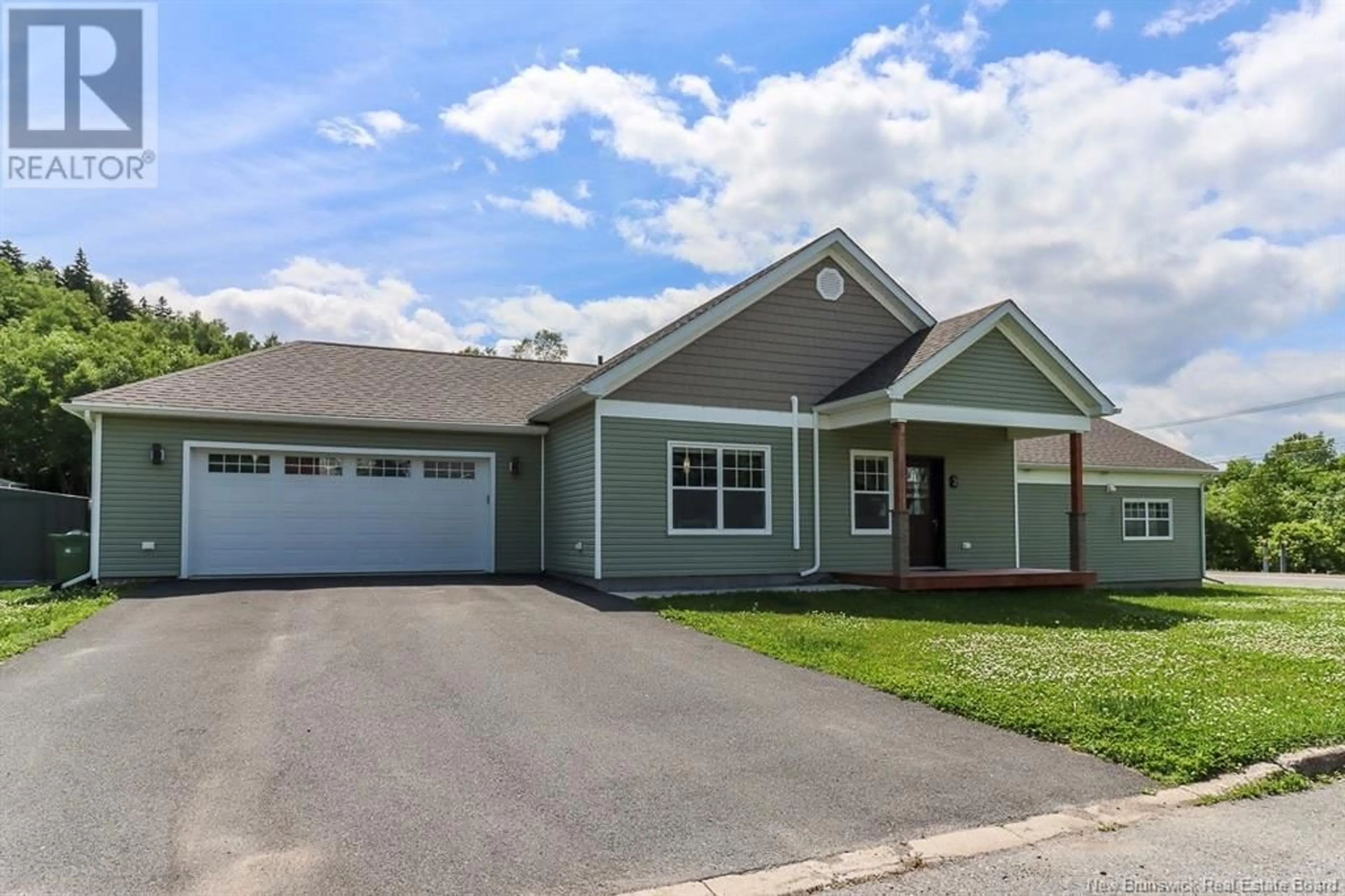 Home with vinyl exterior material, street for 974 KENNEBECASIS DRIVE, Saint John New Brunswick E2K5G5