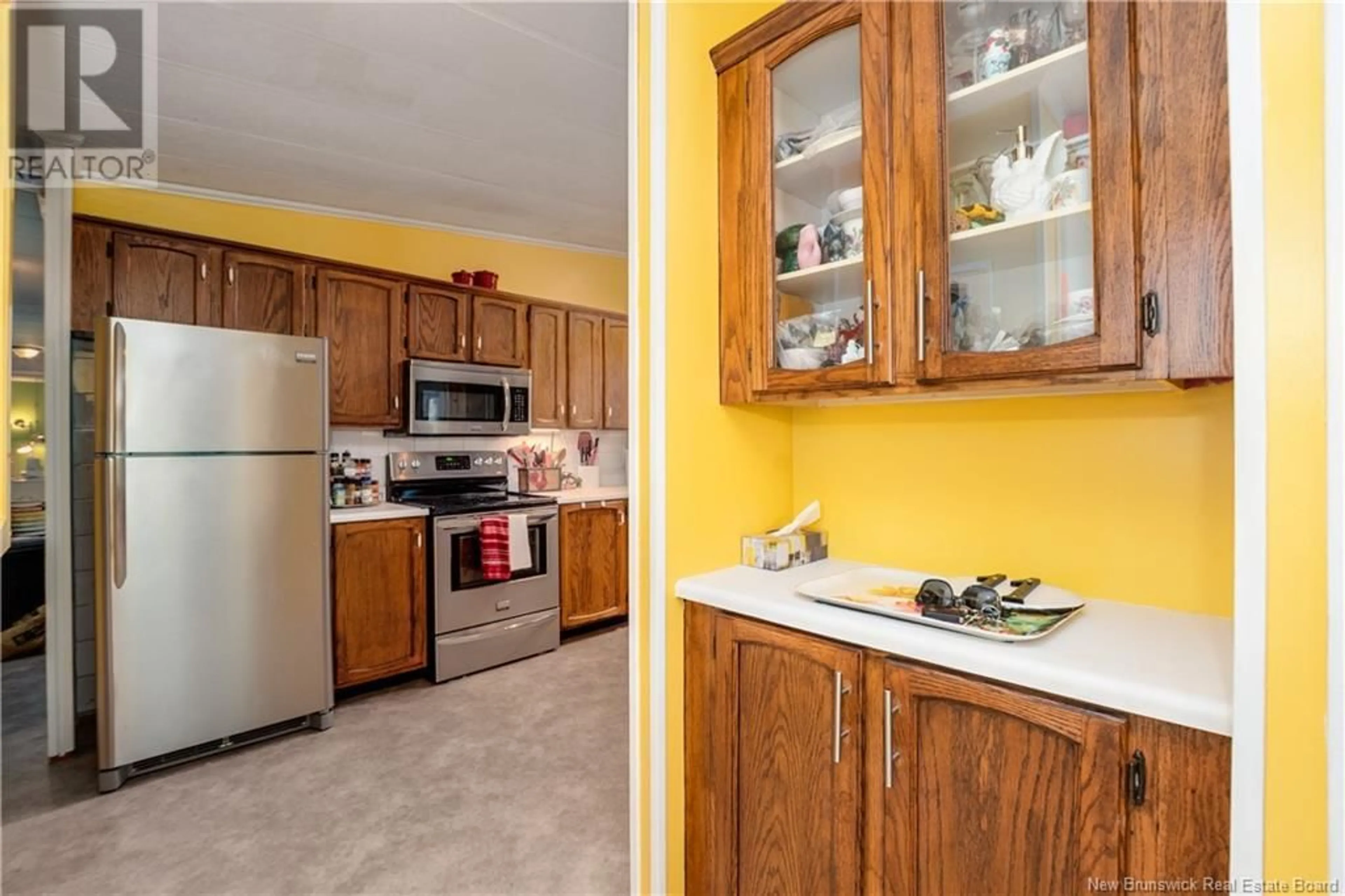 Standard kitchen, unknown for 11 MULBERRY STREET, Moncton New Brunswick E1H1J2