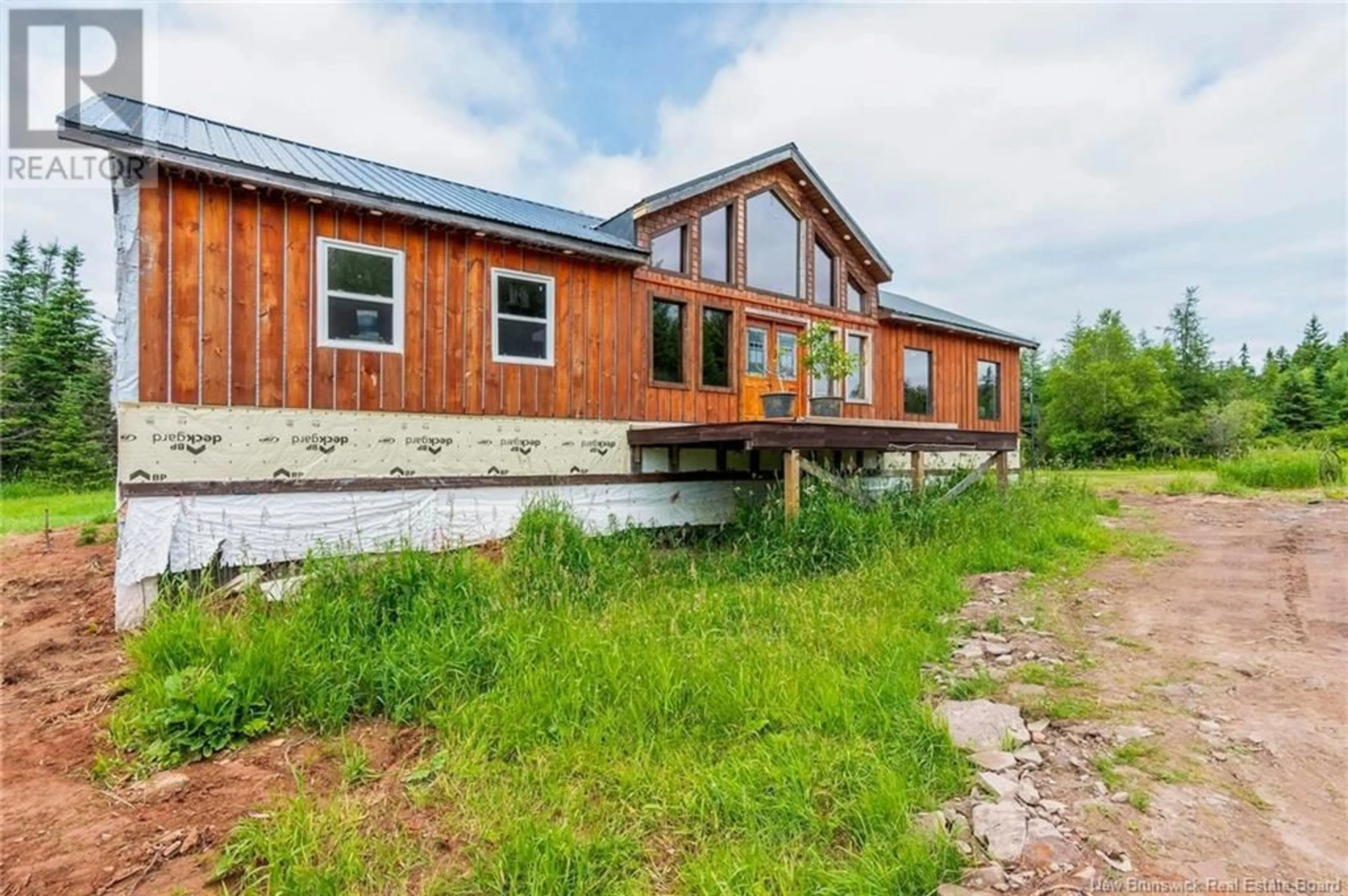 A pic from outside/outdoor area/front of a property/back of a property/a pic from drone, building for 2041 ROUTE 960, Upper Cape New Brunswick E4L1X7