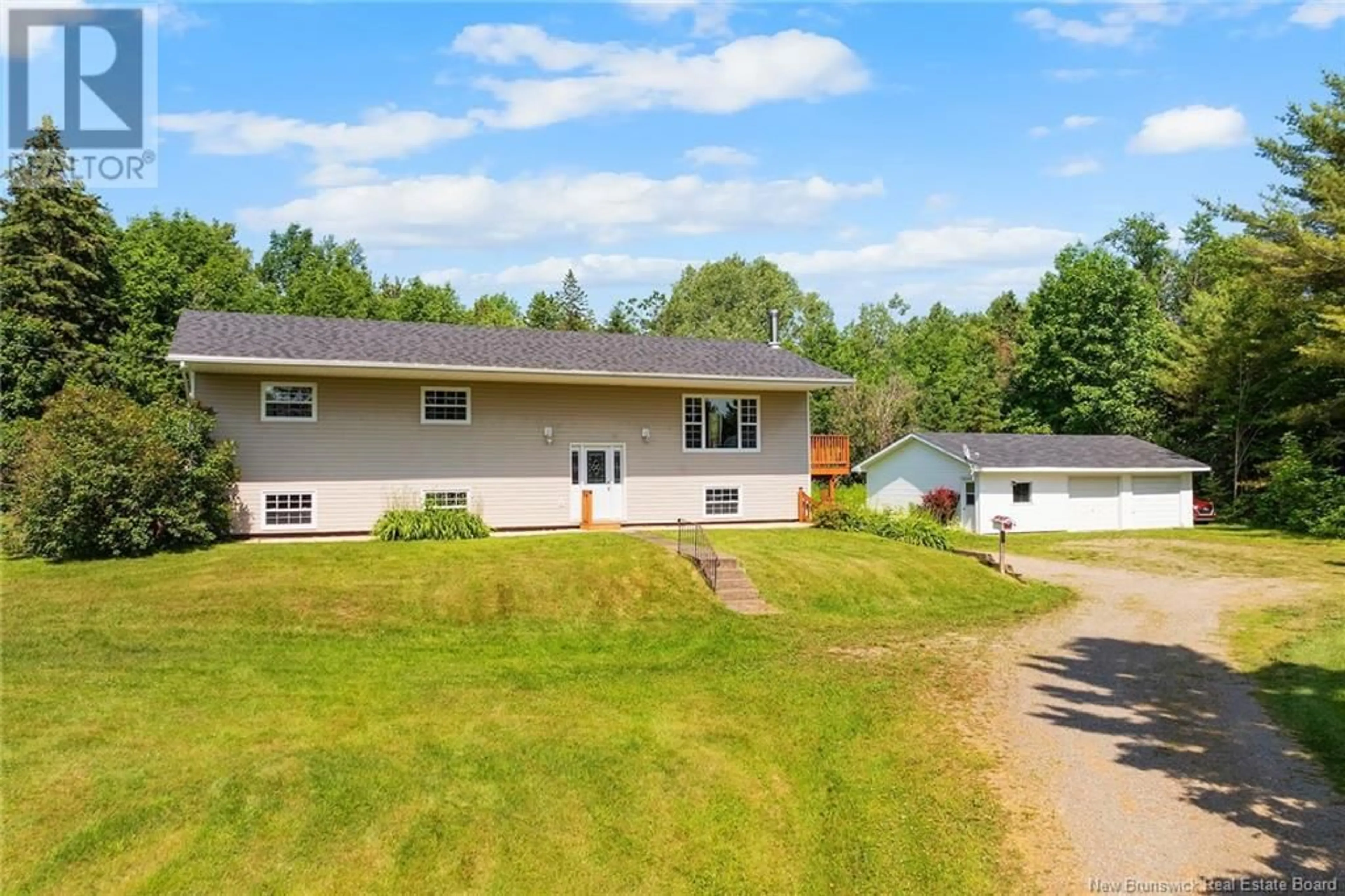 A pic from outside/outdoor area/front of a property/back of a property/a pic from drone, unknown for 4244 ROUTE 105, Upper Queensbury New Brunswick E6G1X9