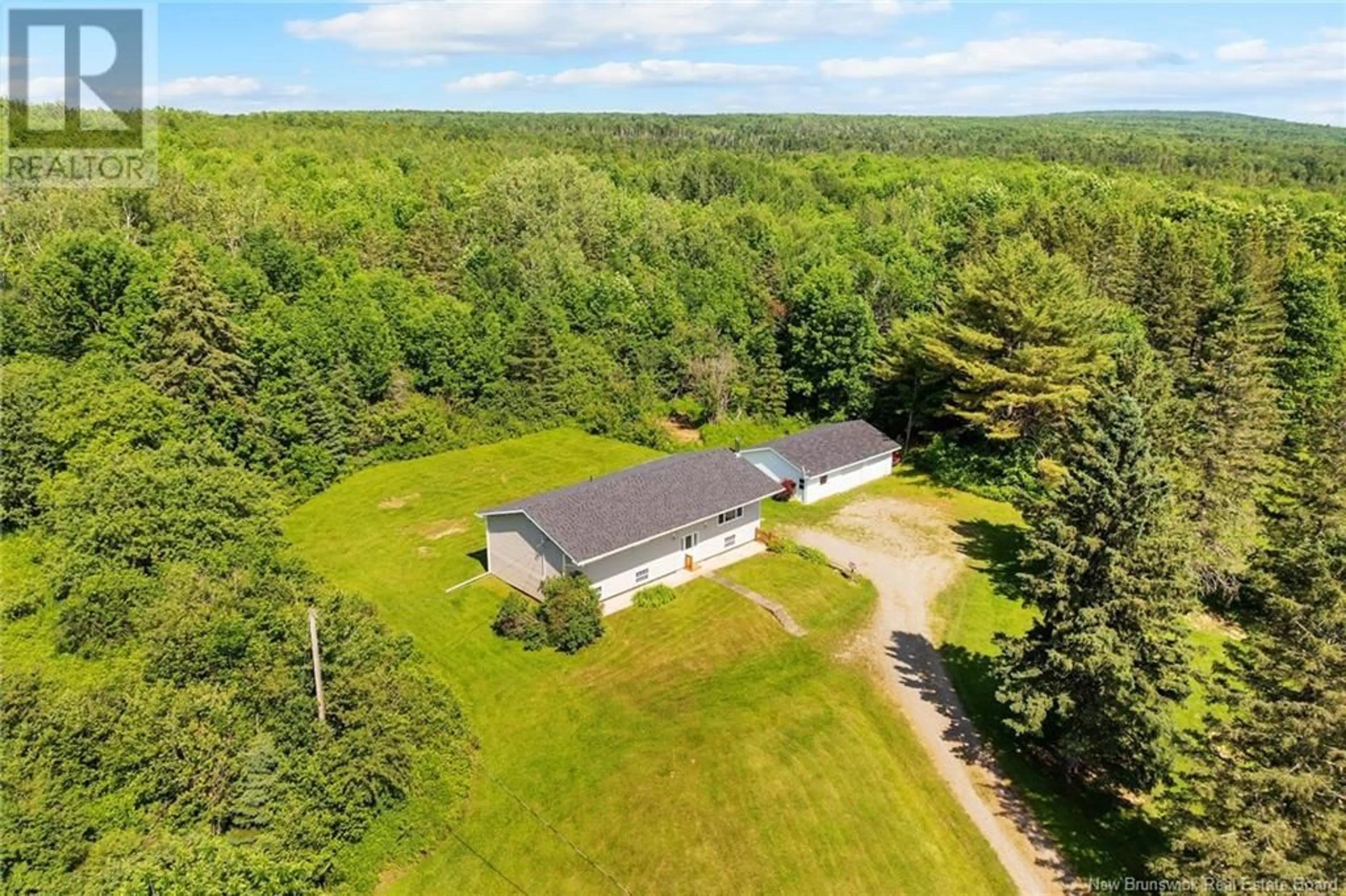 A pic from outside/outdoor area/front of a property/back of a property/a pic from drone, unknown for 4244 ROUTE 105, Upper Queensbury New Brunswick E6G1X9