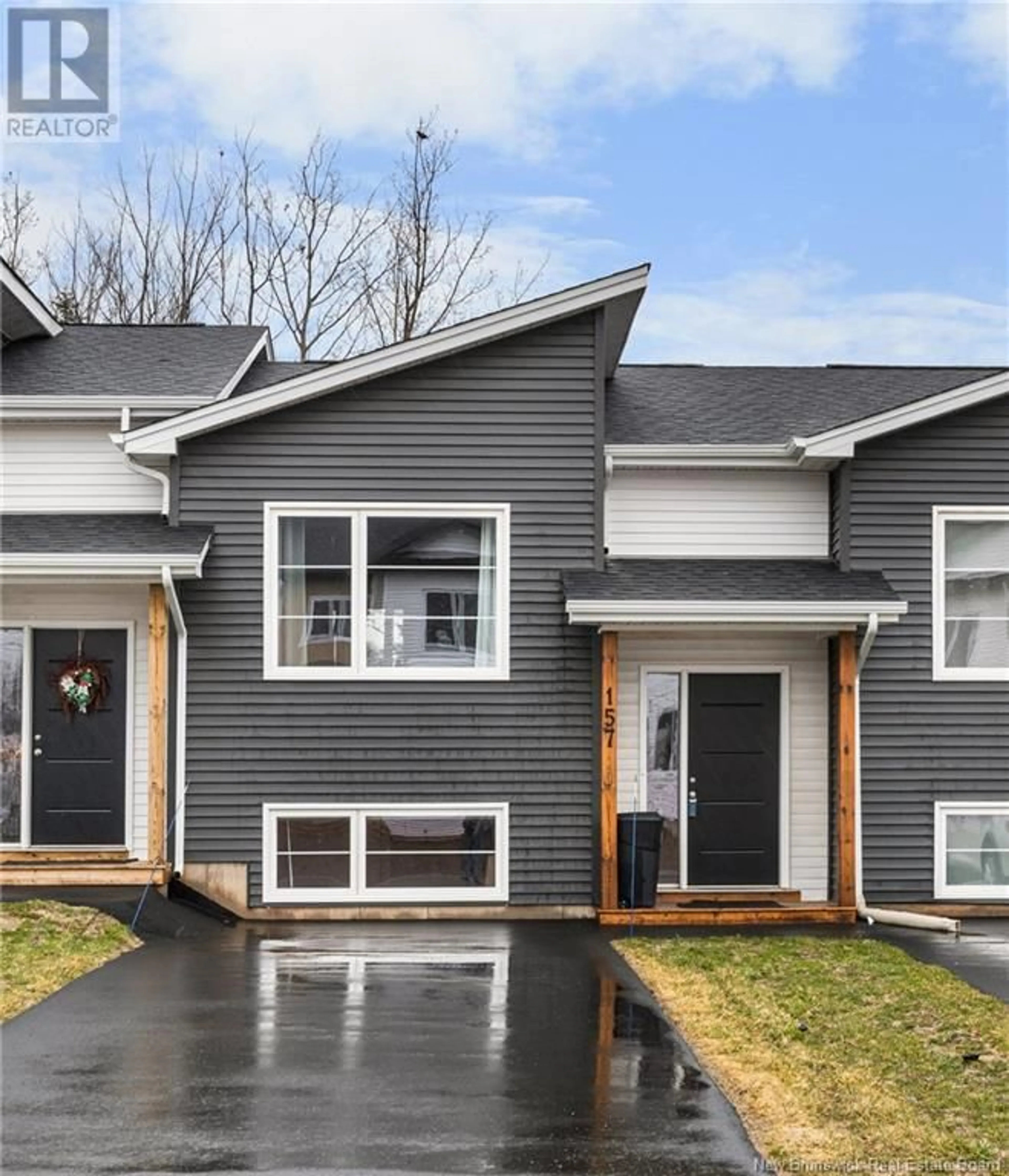 Home with vinyl exterior material, street for 157 ERNEST STREET, Dieppe New Brunswick E1A4T3