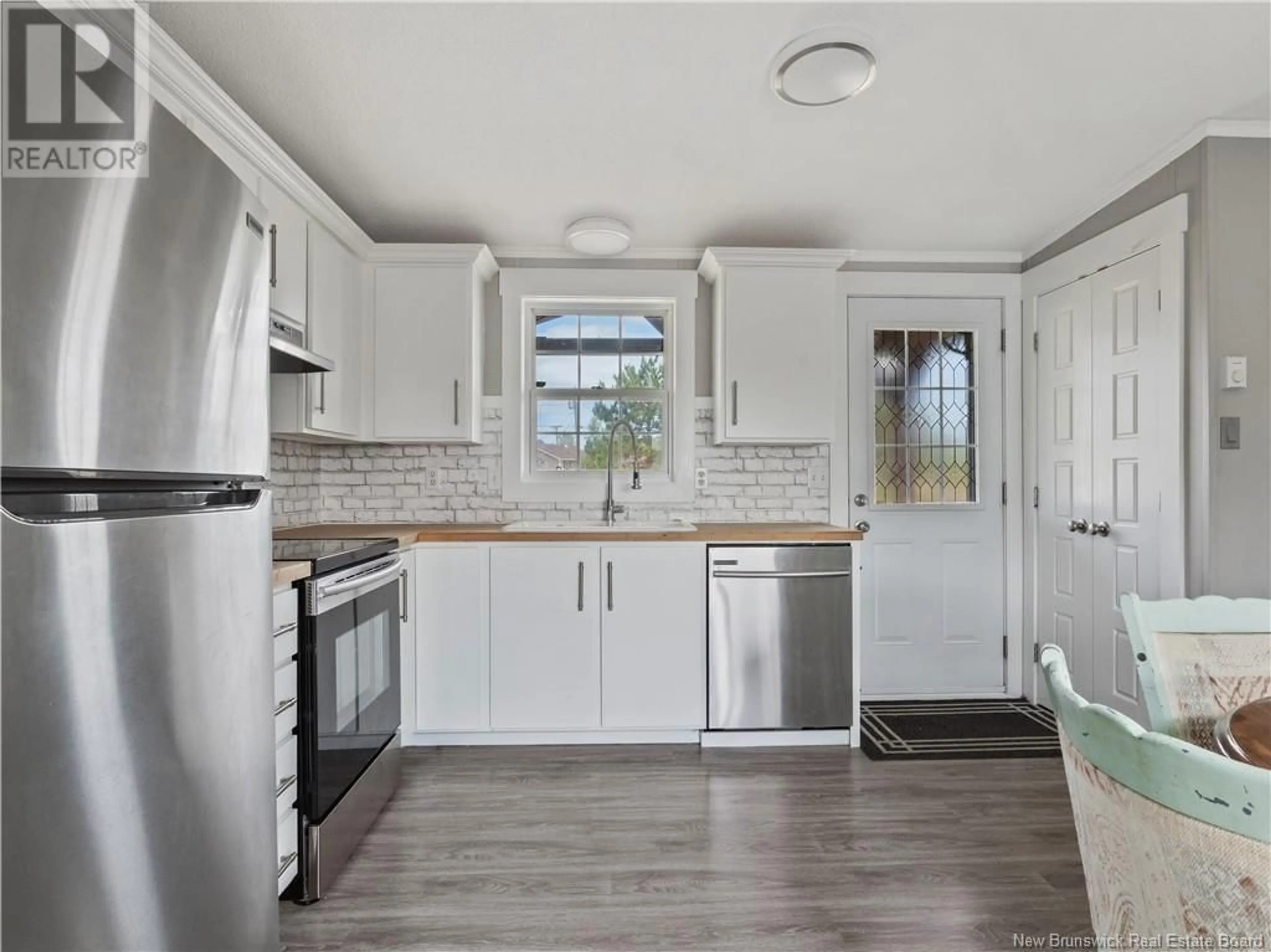 Open concept kitchen, unknown for 34 JOCELYN, Dieppe New Brunswick E1A7T9