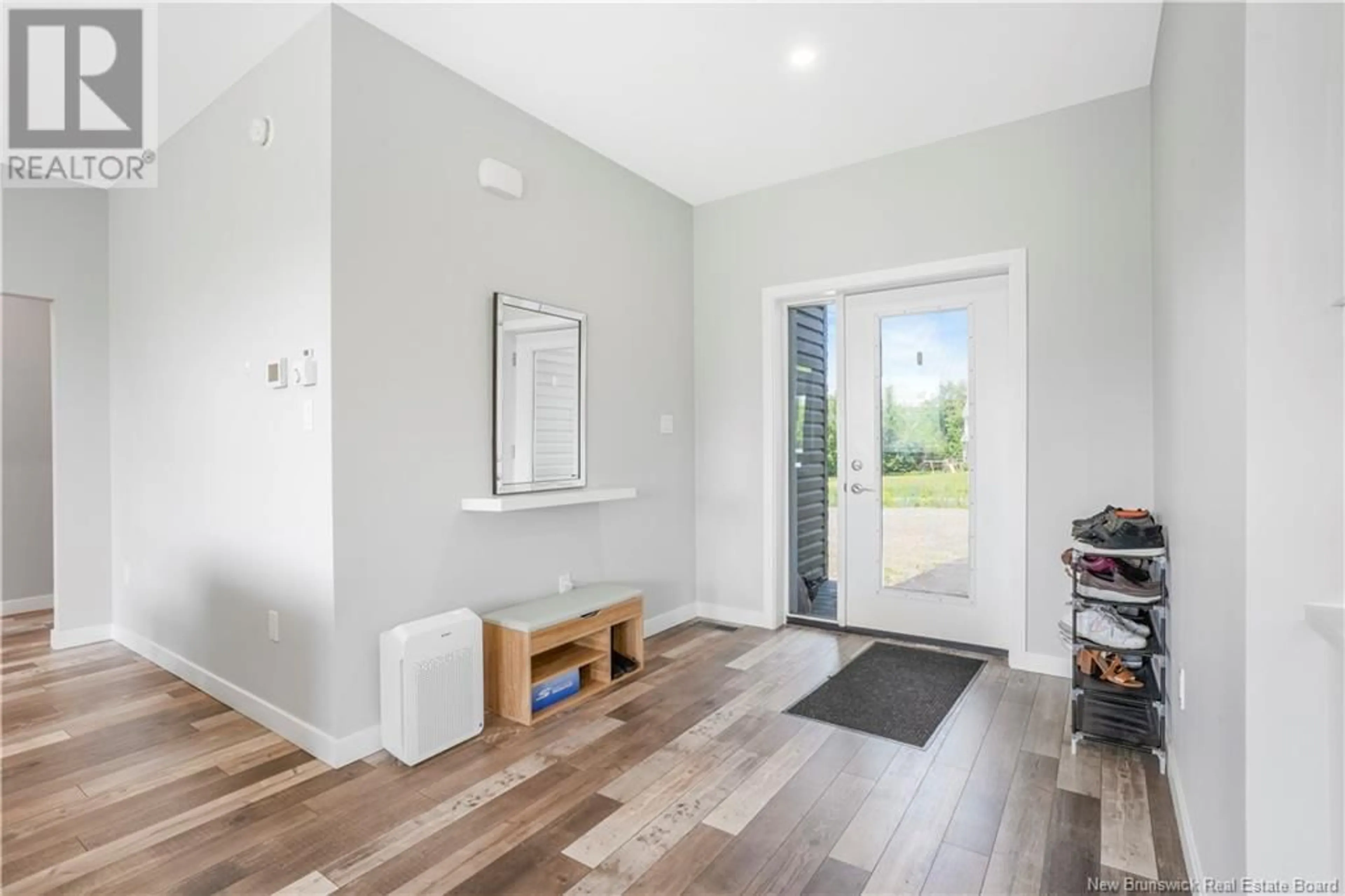 Indoor entryway for 12 COPPERHILL LANE, Killarney Road New Brunswick E3A9V2