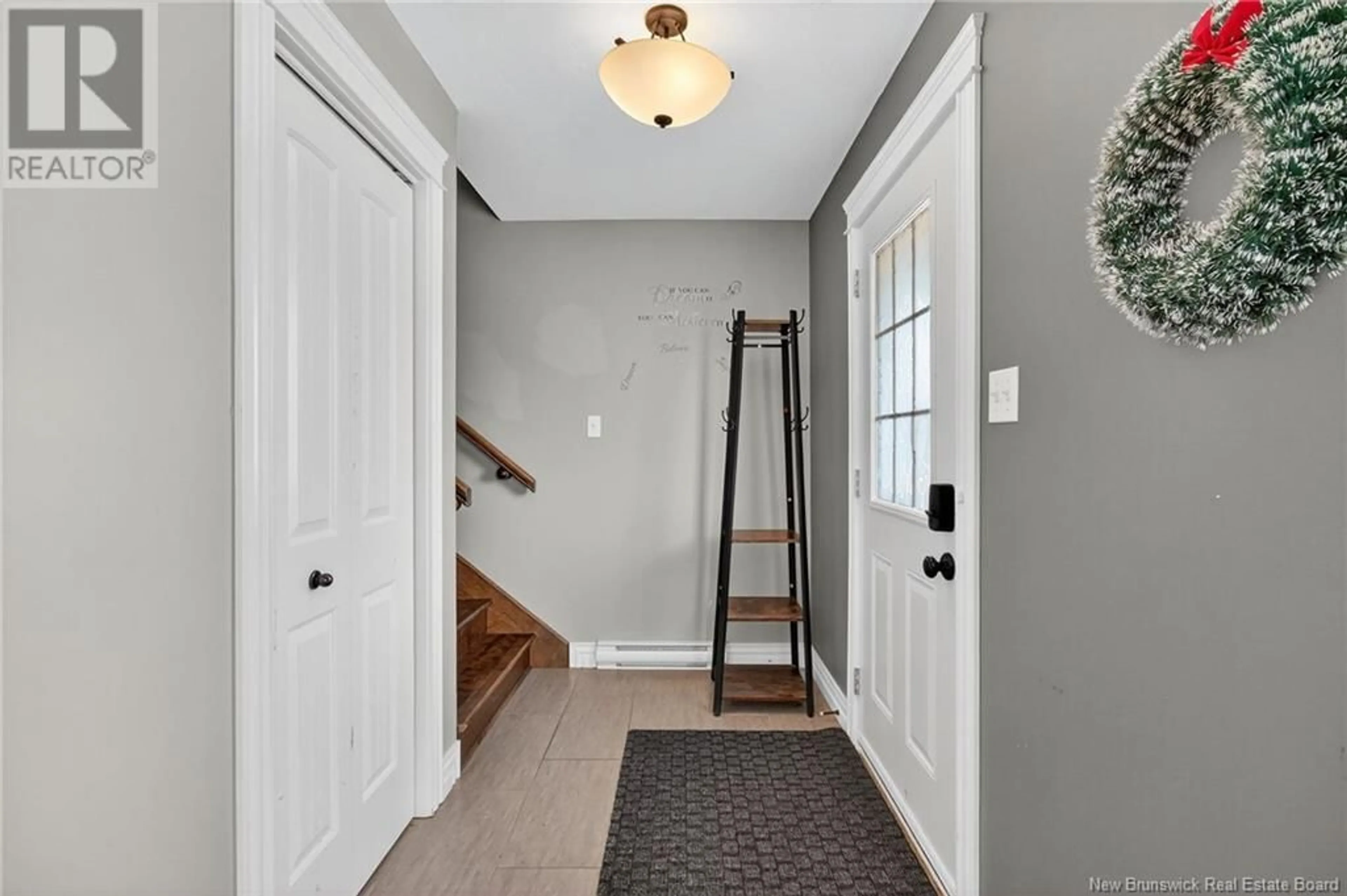 Indoor entryway for 60 WHISPERWOOD DRIVE, Moncton New Brunswick E1G0P8
