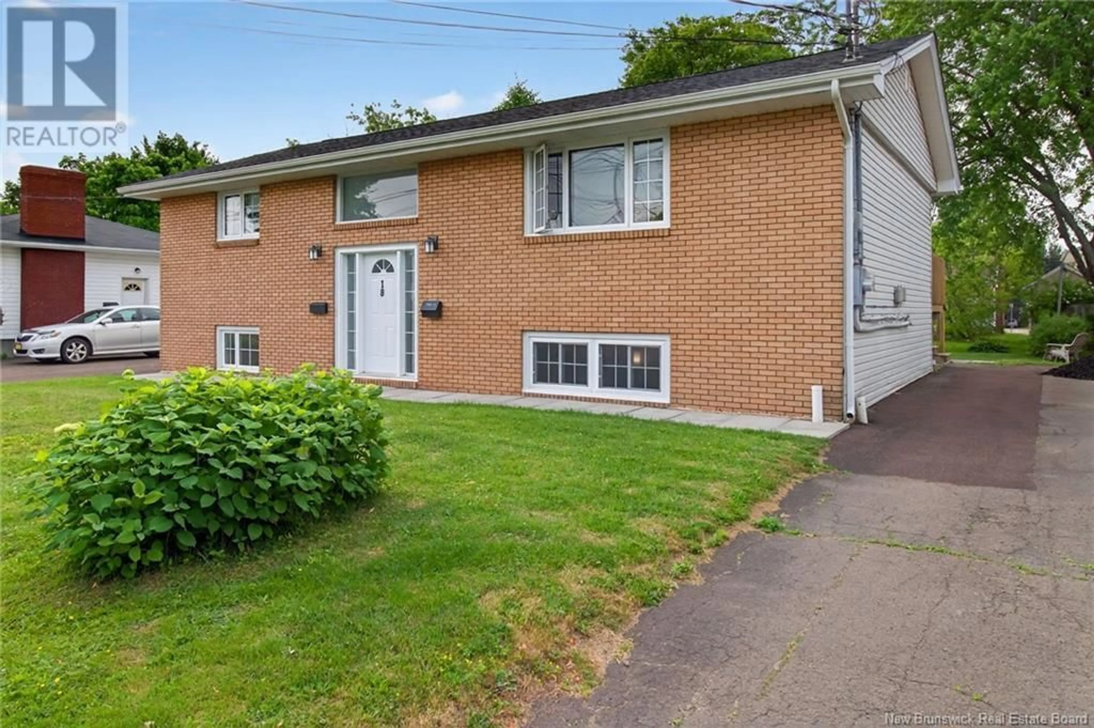 Unknown for 18 TWEEDSMUIR DRIVE, Moncton New Brunswick E1E1R8