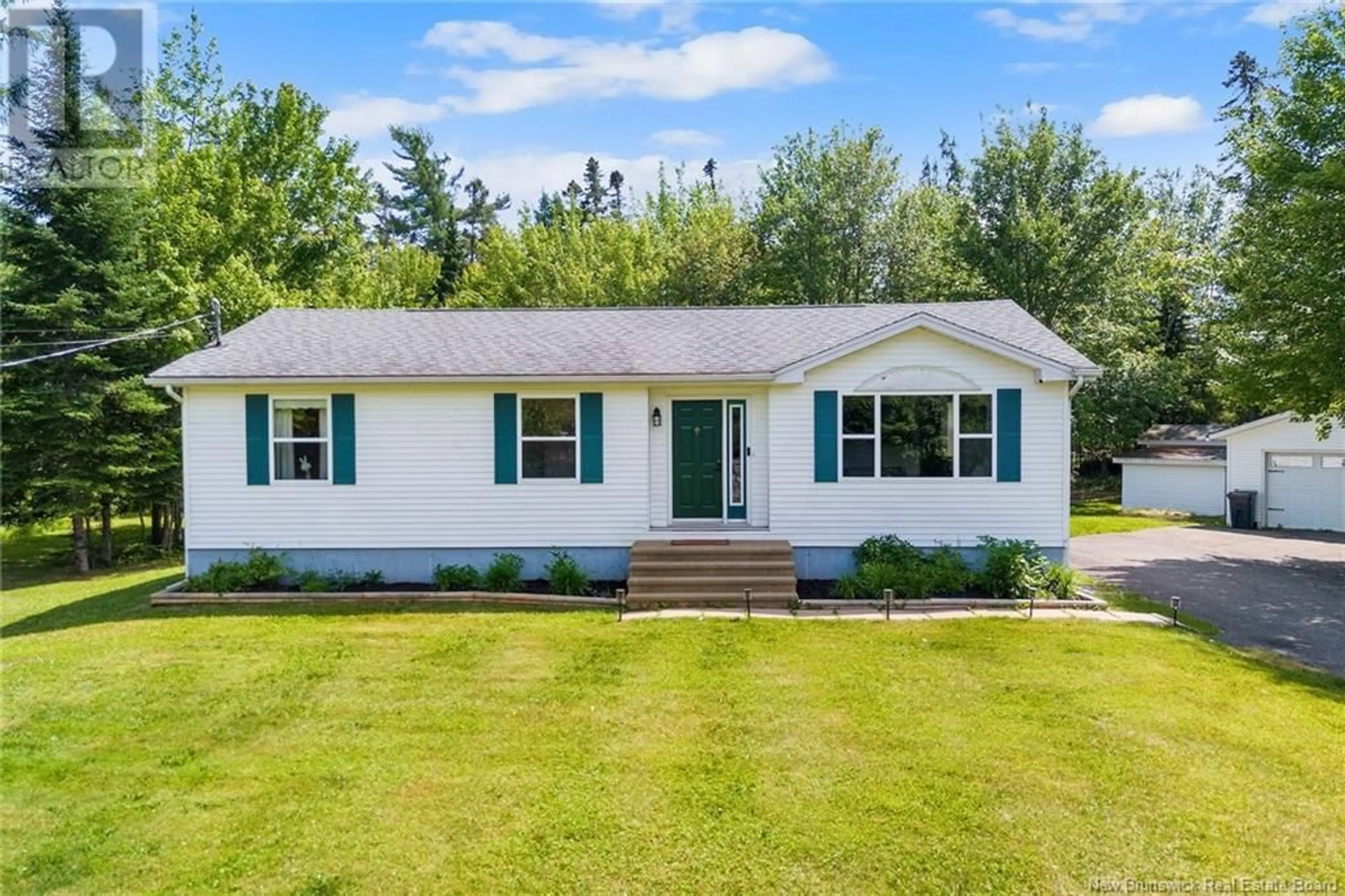 Home with vinyl exterior material, water/lake/river/ocean view for 715 WHITTAKER ROAD, Beaver Dam New Brunswick E3B7W7