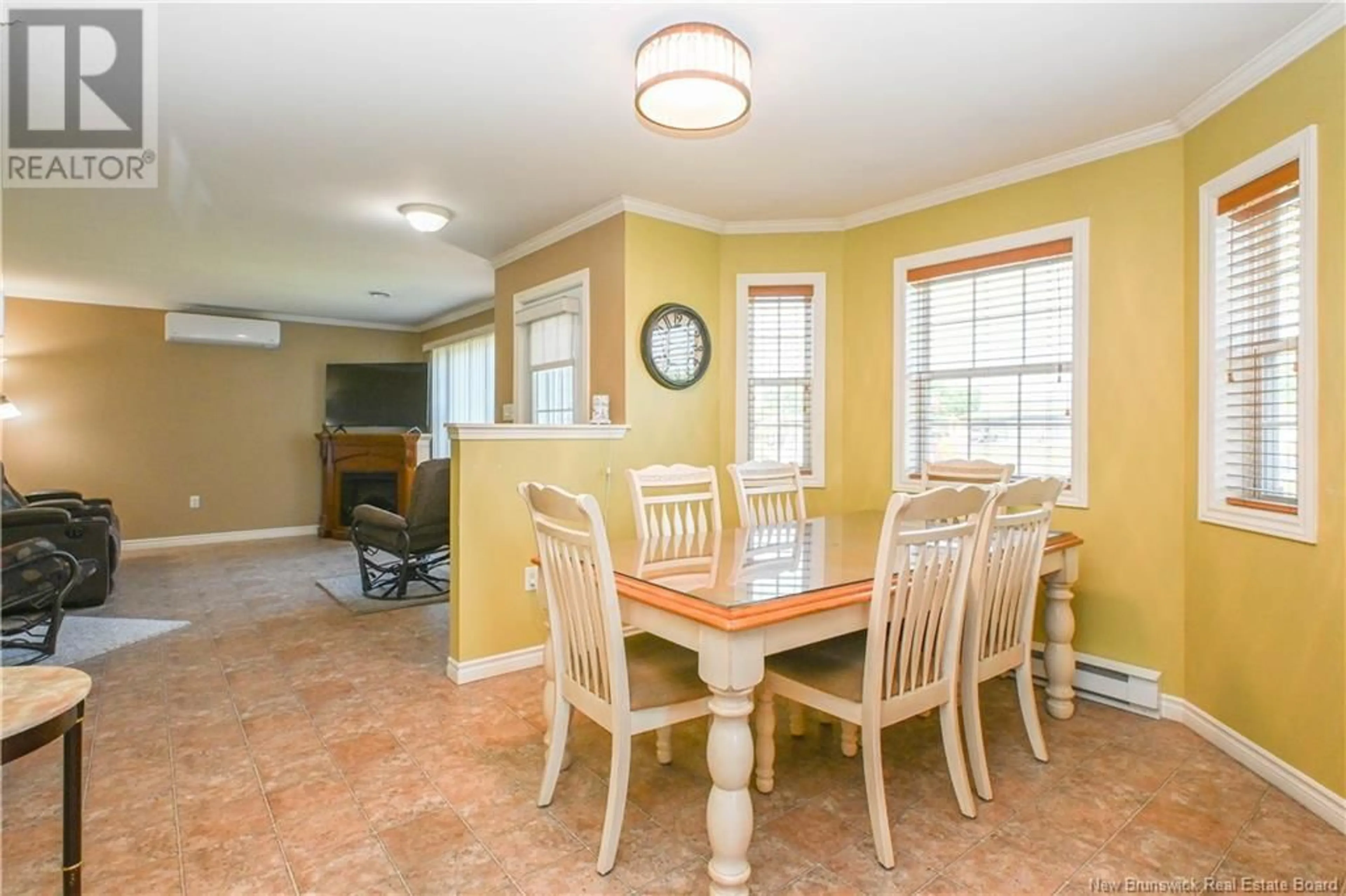Dining room, ceramic/tile floor for 158 3E RUE STREET, Shippagan New Brunswick E8S1V2