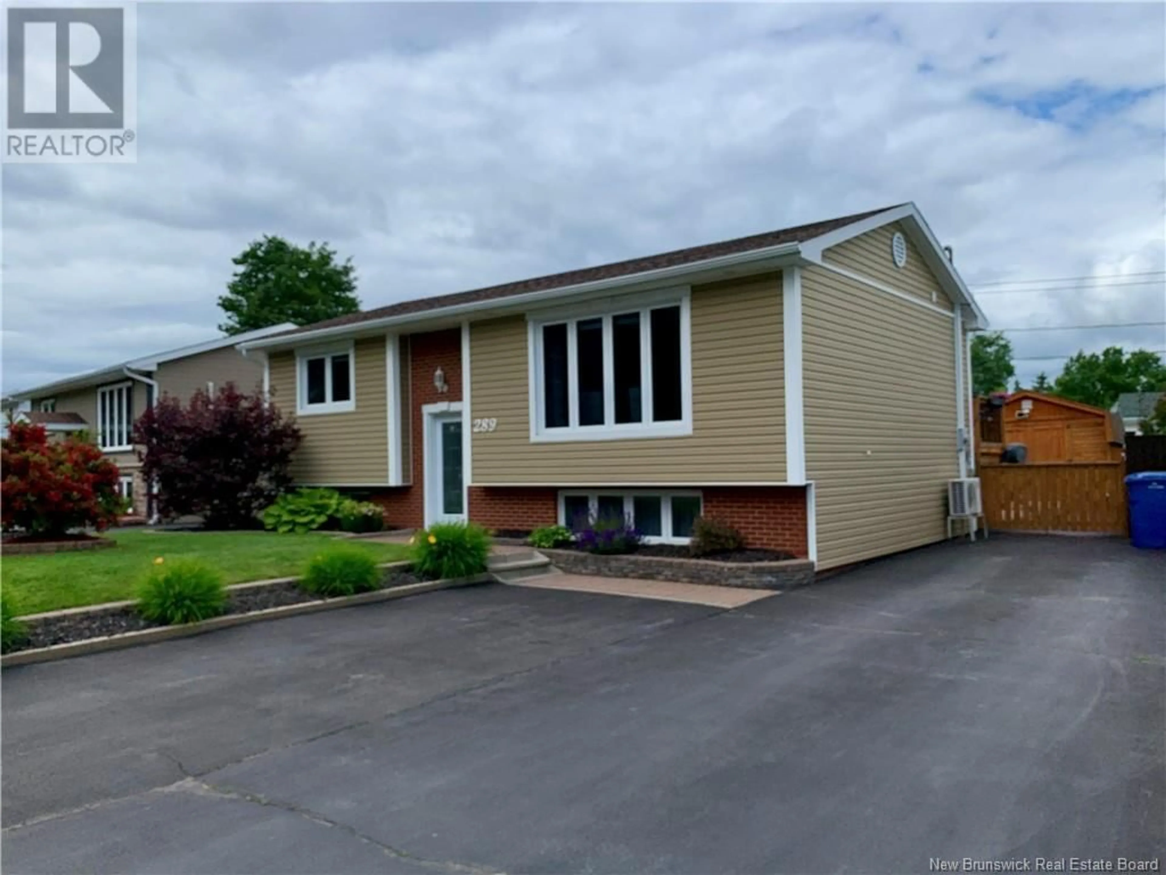 Home with vinyl exterior material, street for 289 DOVER, Campbellton New Brunswick E3N3L5