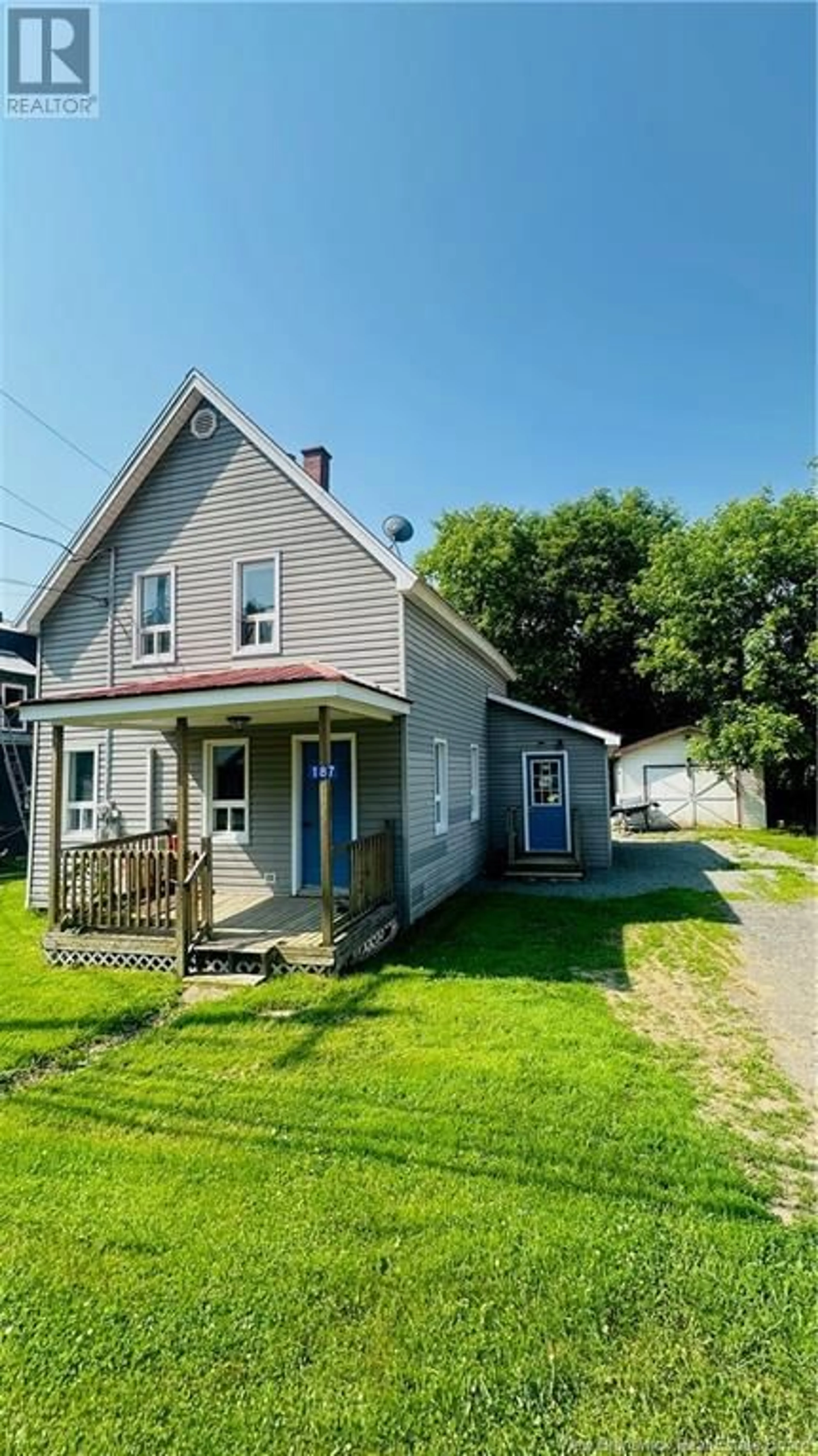 A pic from outside/outdoor area/front of a property/back of a property/a pic from drone, street for 187 CHURCH STREET, Bath New Brunswick E7J1A9