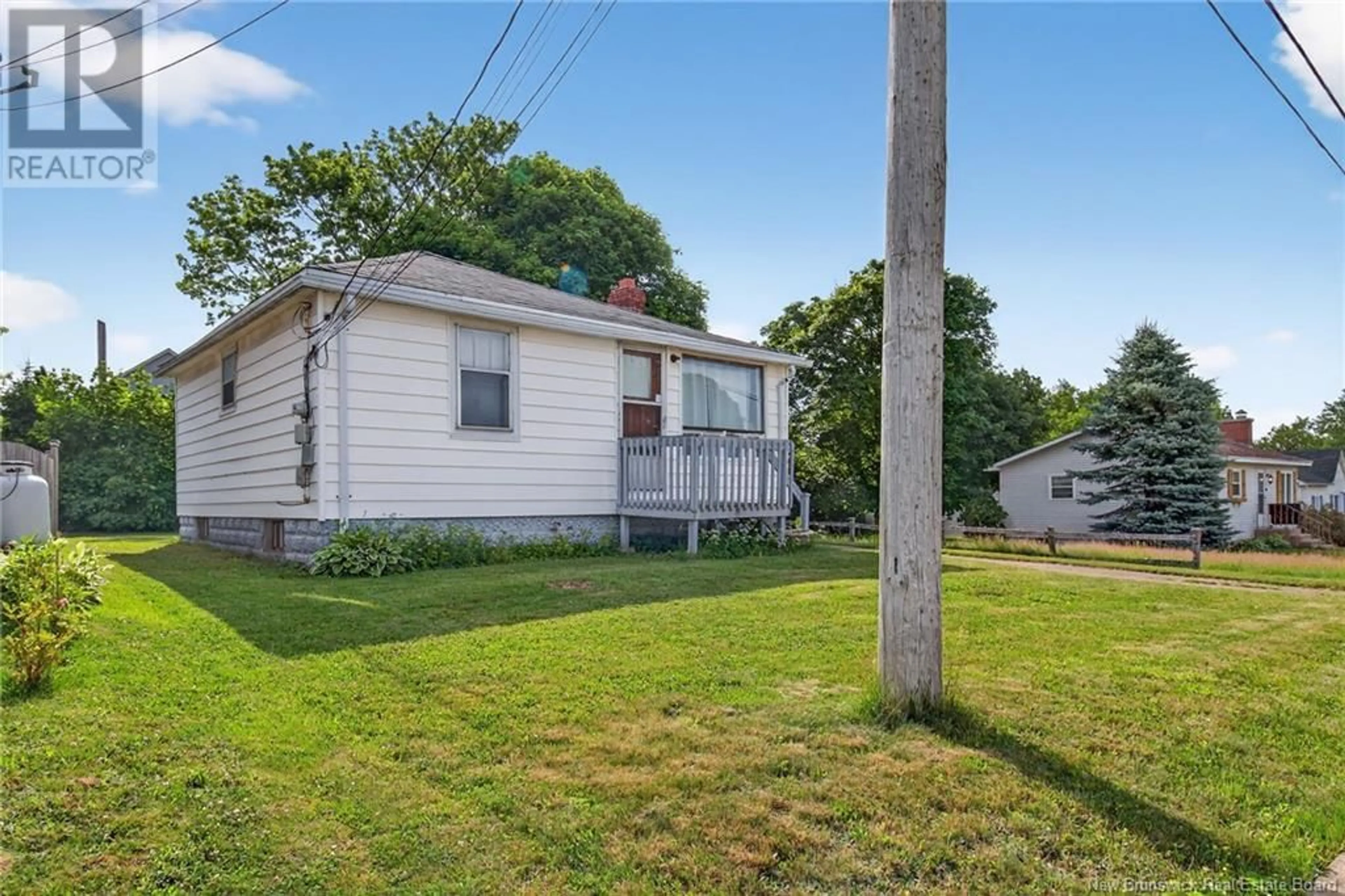 A pic from outside/outdoor area/front of a property/back of a property/a pic from drone, street for 653 CHARLES STREET, Dieppe New Brunswick E1A1Z5
