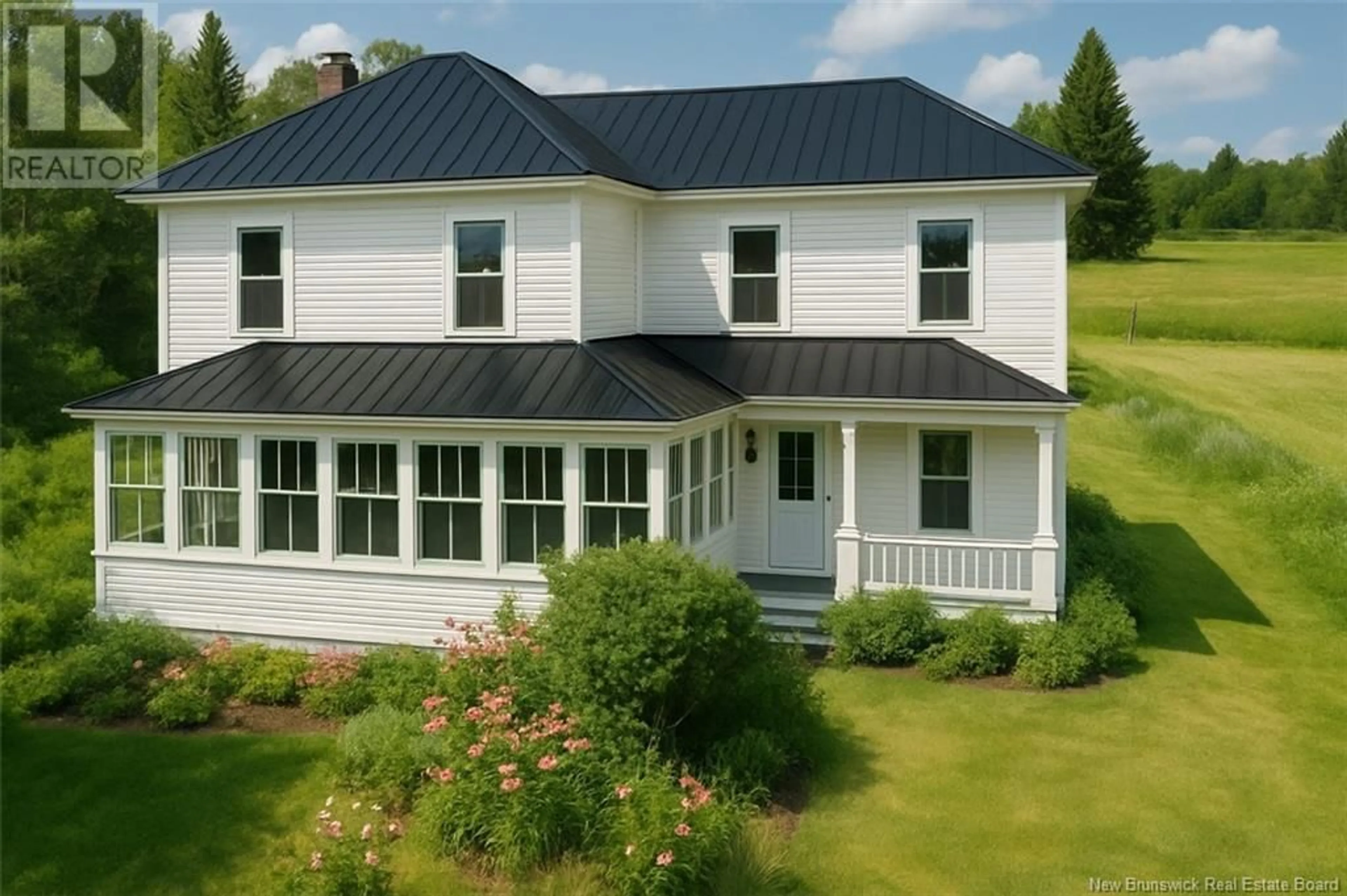 Home with vinyl exterior material, building for 4697 ROUTE 108, Derby New Brunswick E1V5C3