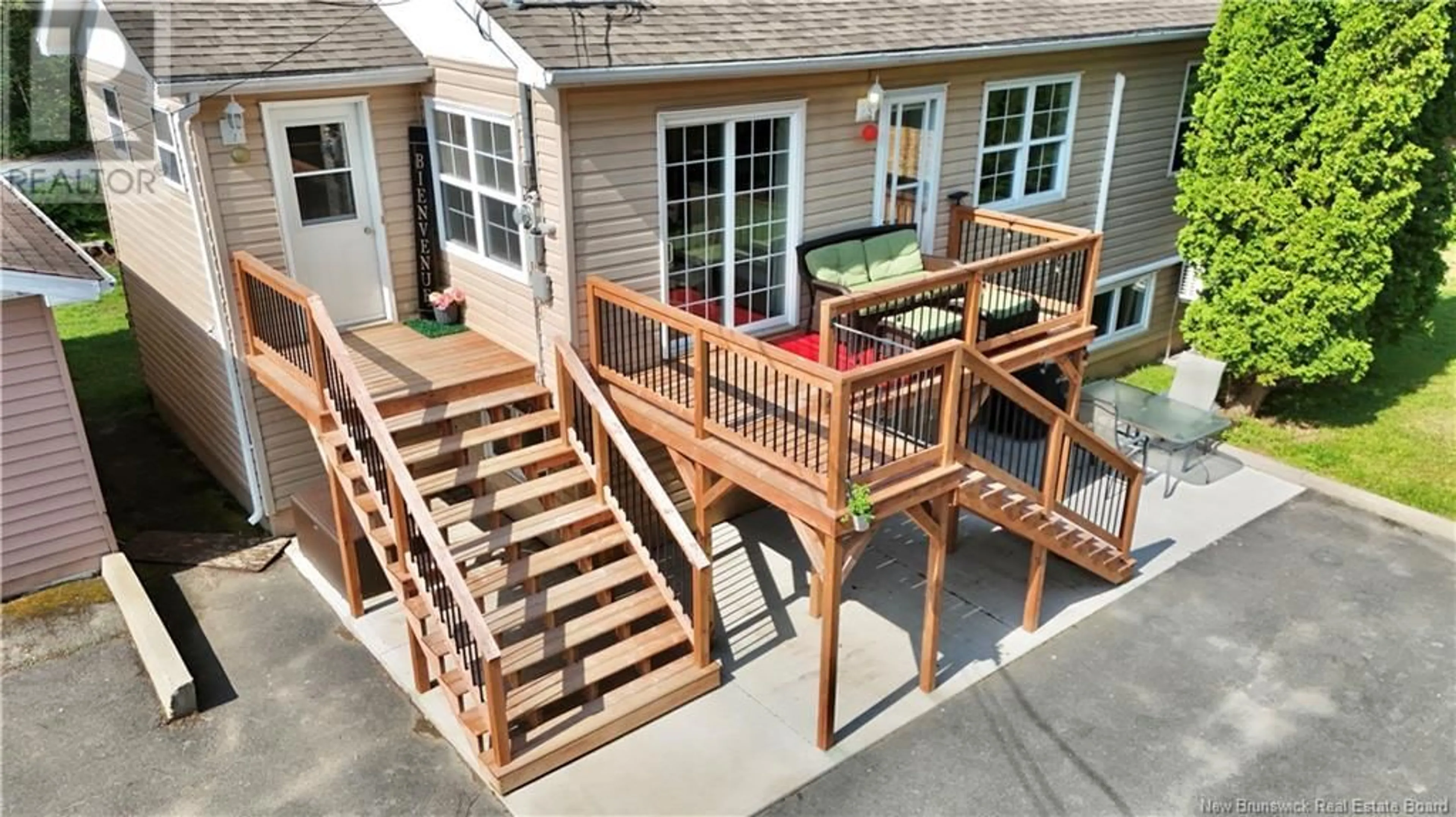 Patio, street for 2028 MILLSTREAM, Dunlop New Brunswick E8K2K3