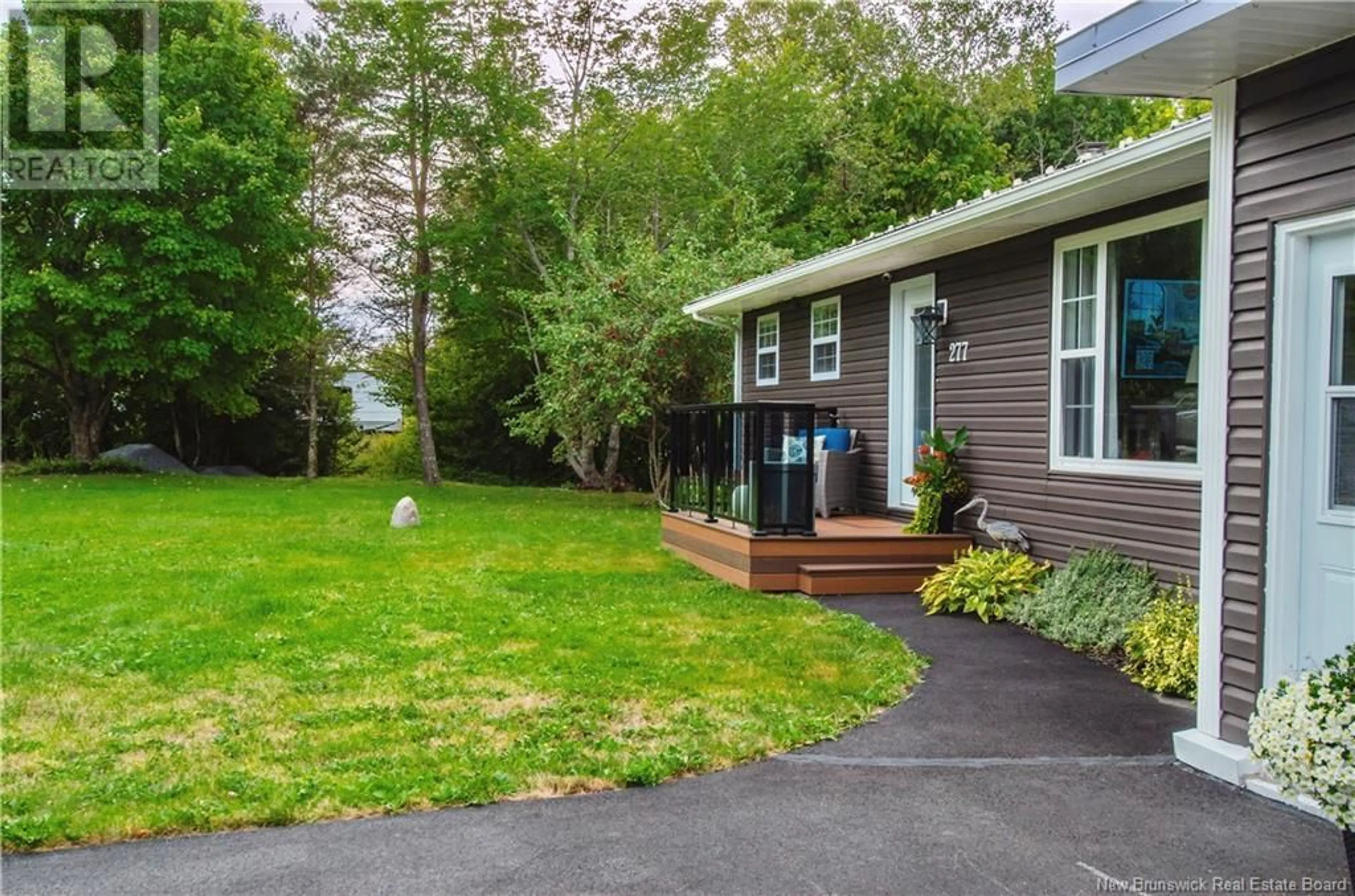 Patio, street for 277 MORRISON ROAD, Saint John New Brunswick E2N1G8