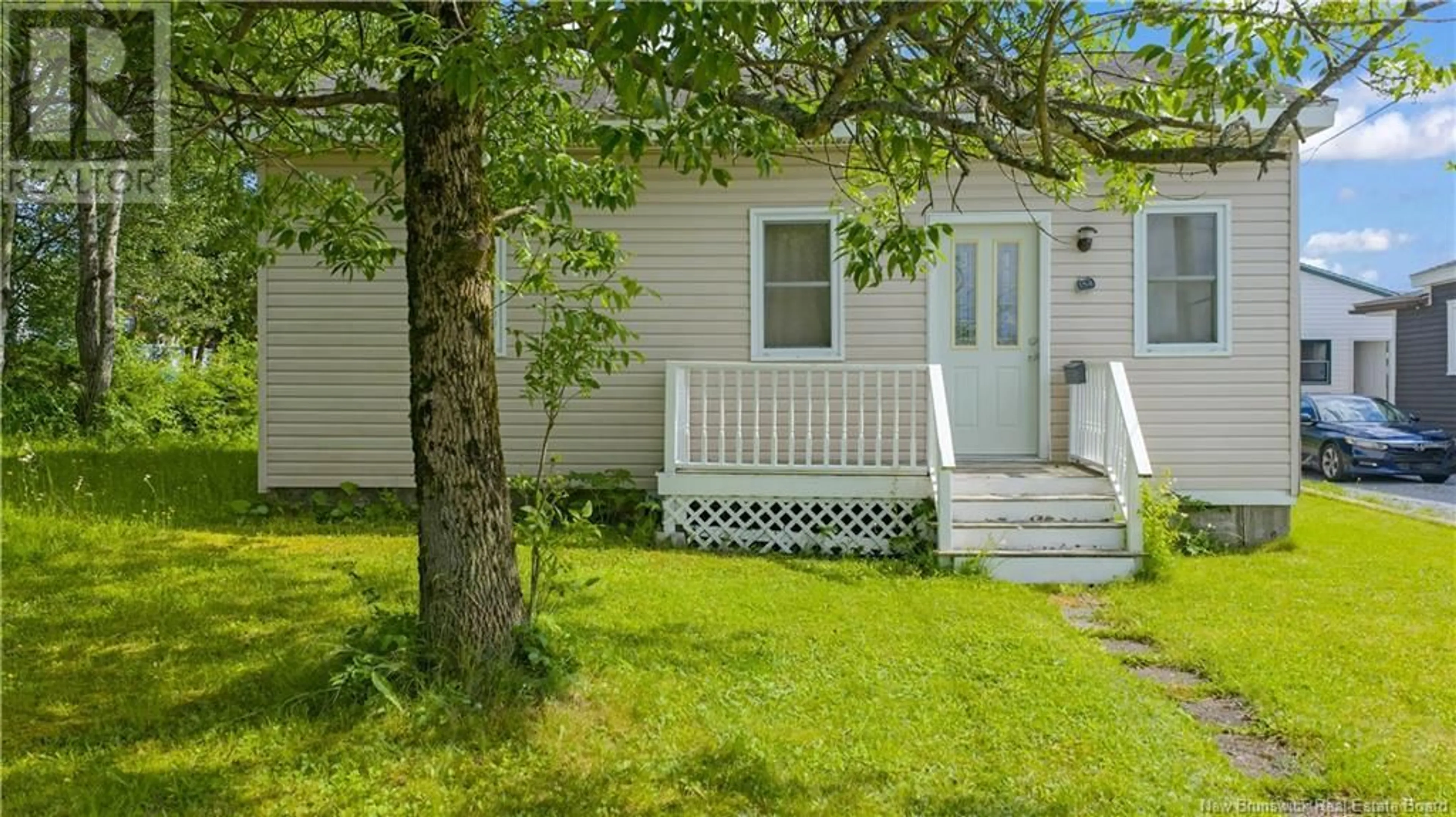 Home with vinyl exterior material, street for 158 MOLSON AVENUE, Saint John New Brunswick E2M3J3