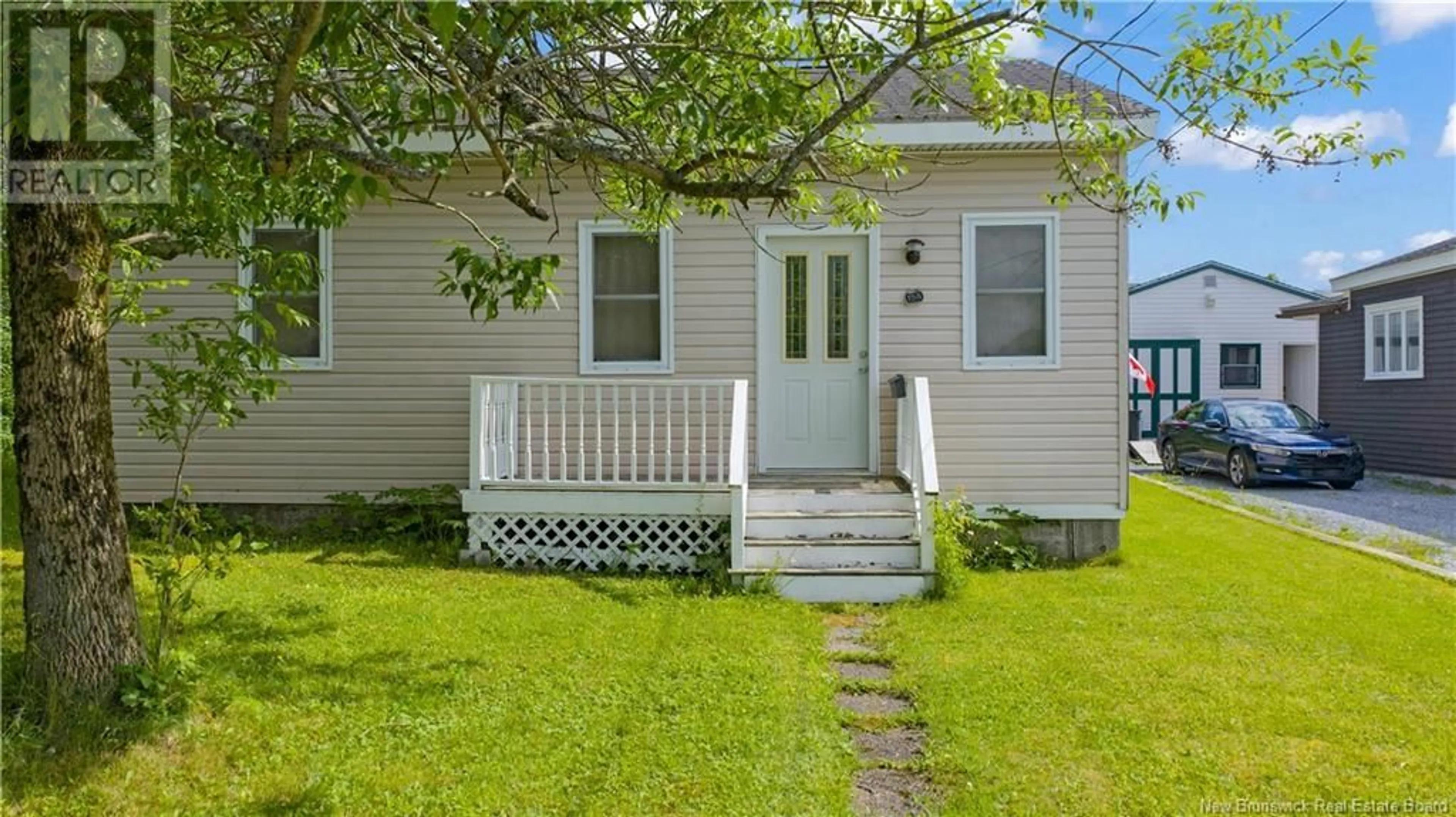 Home with vinyl exterior material, street for 158 MOLSON AVENUE, Saint John New Brunswick E2M3J3