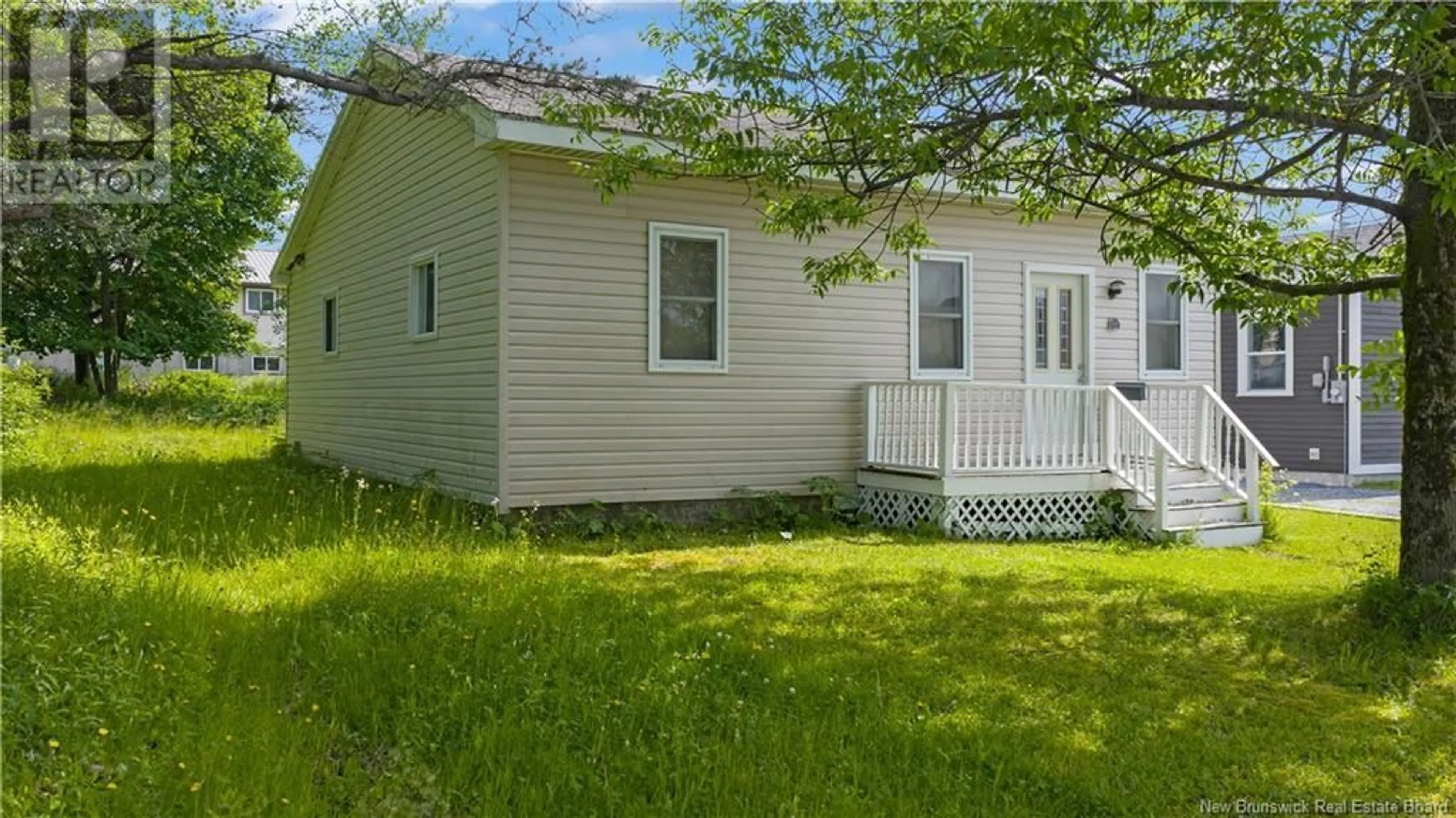 Home with vinyl exterior material, street for 158 MOLSON AVENUE, Saint John New Brunswick E2M3J3
