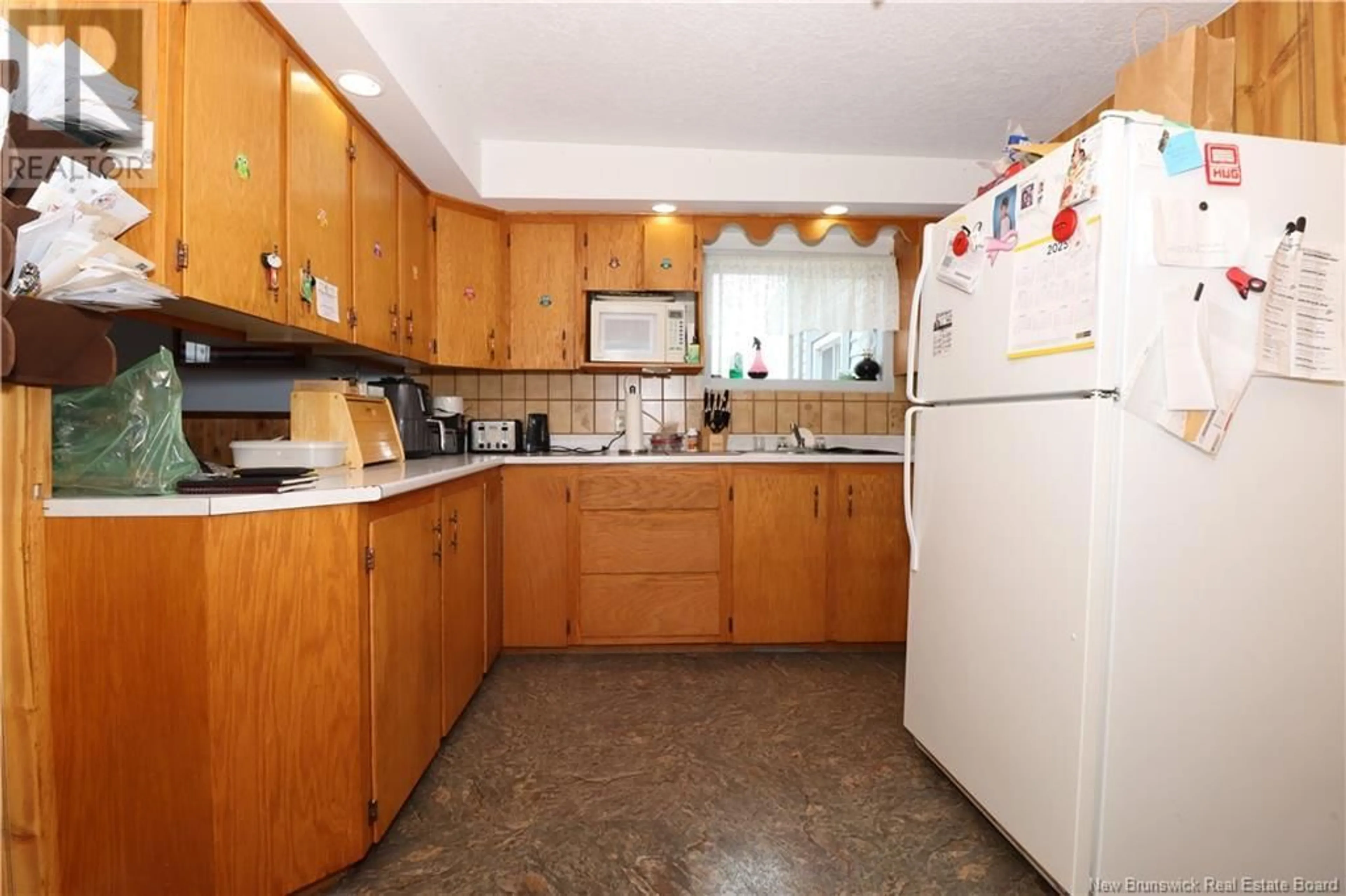 Standard kitchen, unknown for 250 HIGHLANDVIEW ROAD, Moncton New Brunswick E1A2L3