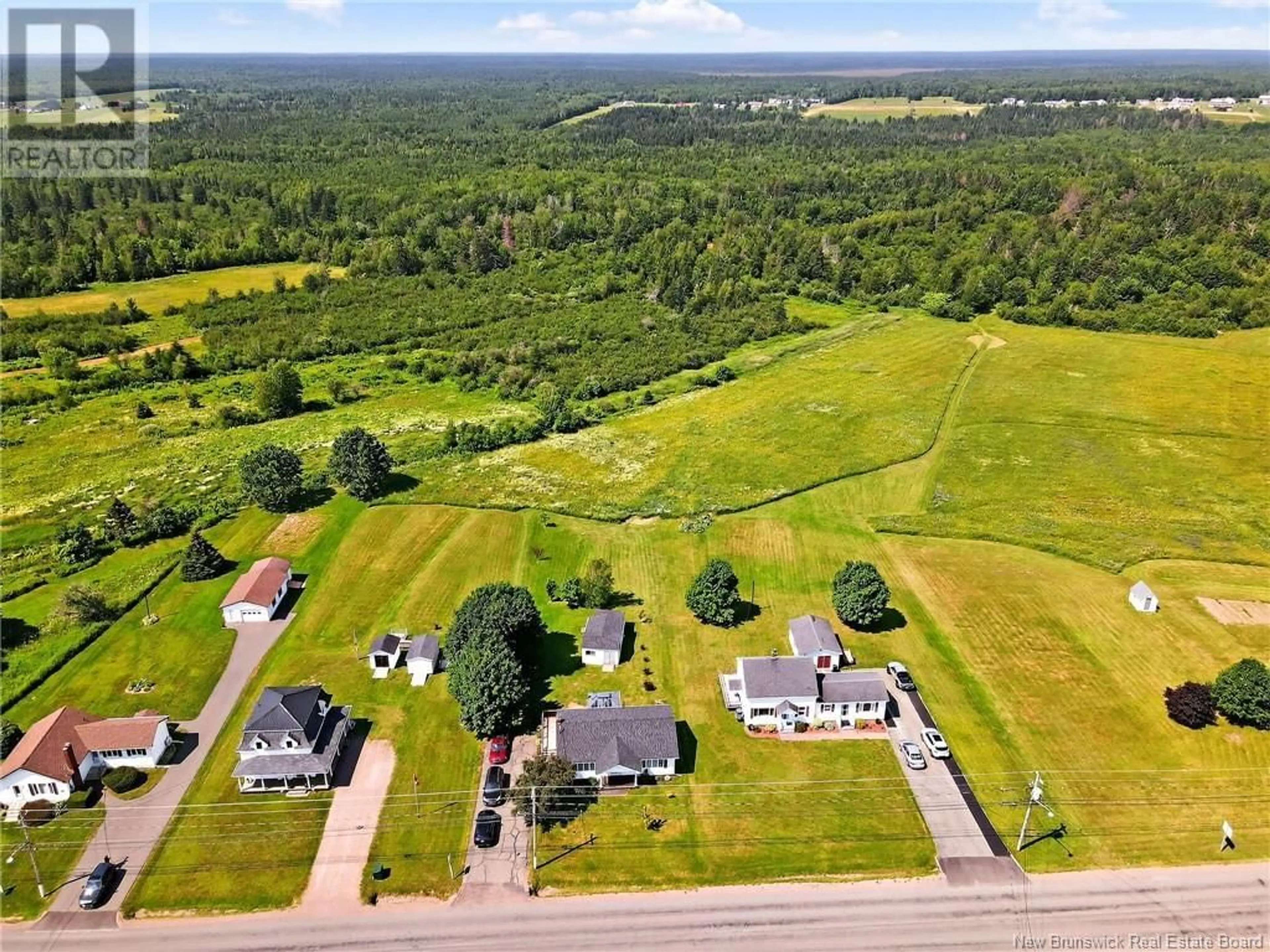 A pic from outside/outdoor area/front of a property/back of a property/a pic from drone, unknown for 883 ROUTE 933, Haute-Aboujagane New Brunswick E4P5P9
