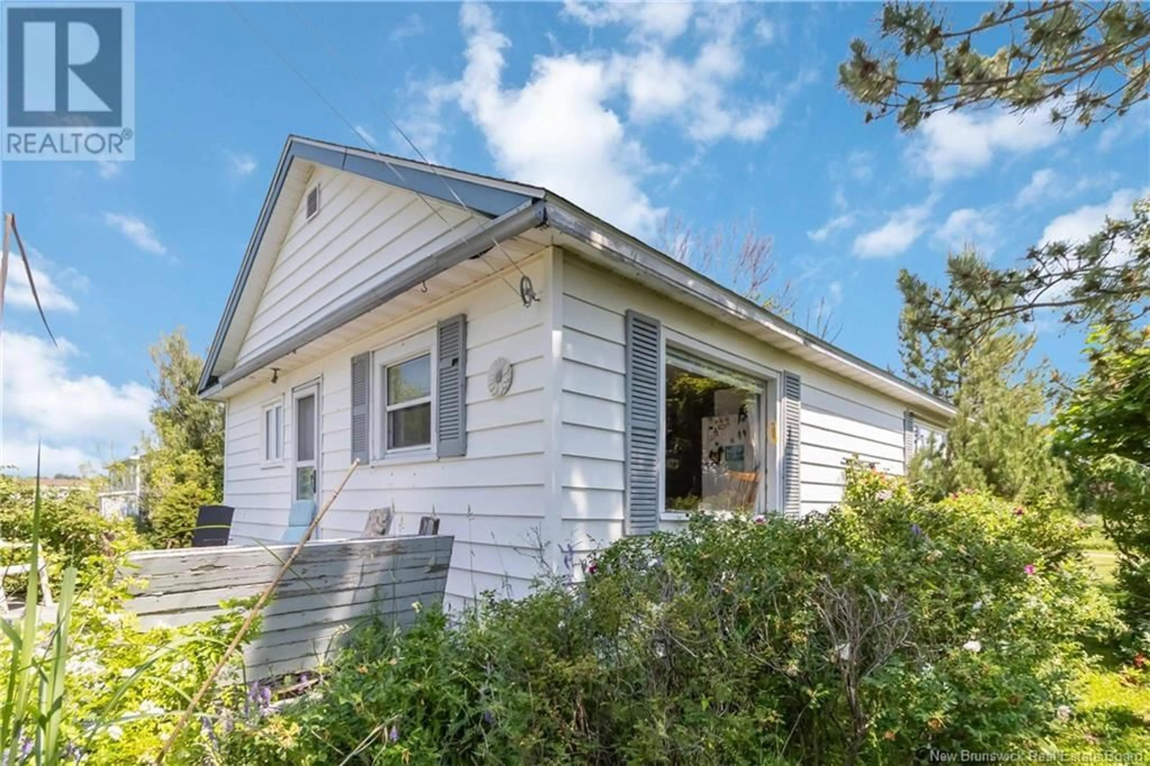 Home with vinyl exterior material, unknown for 90 EMMANUEL ROAD, Grande-Digue New Brunswick E4R4J6