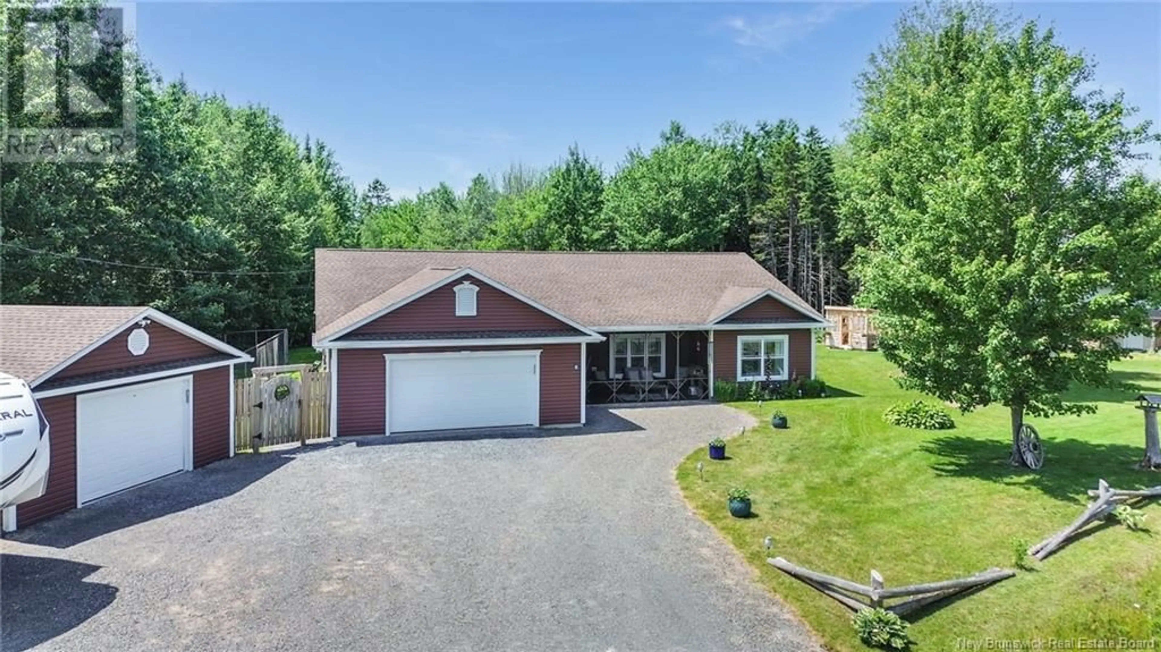 A pic from outside/outdoor area/front of a property/back of a property/a pic from drone, unknown for 5 MORRELM DRIVE, Burton New Brunswick E2V0K1