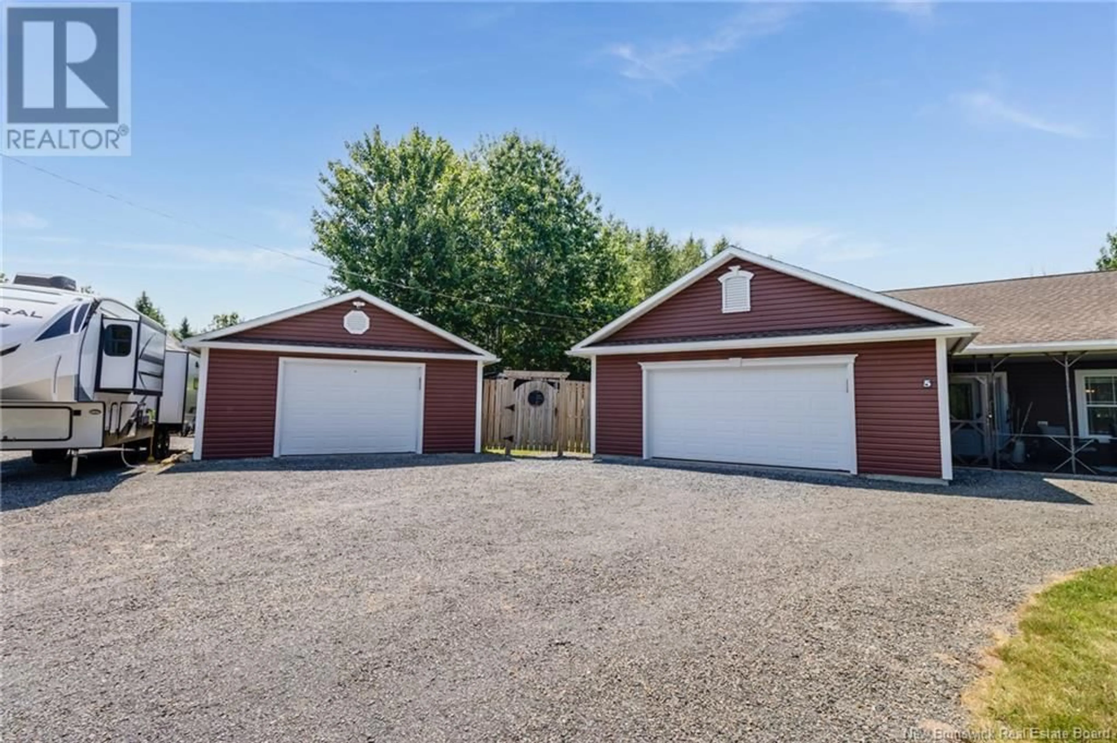 Indoor garage for 5 MORRELM DRIVE, Burton New Brunswick E2V0K1