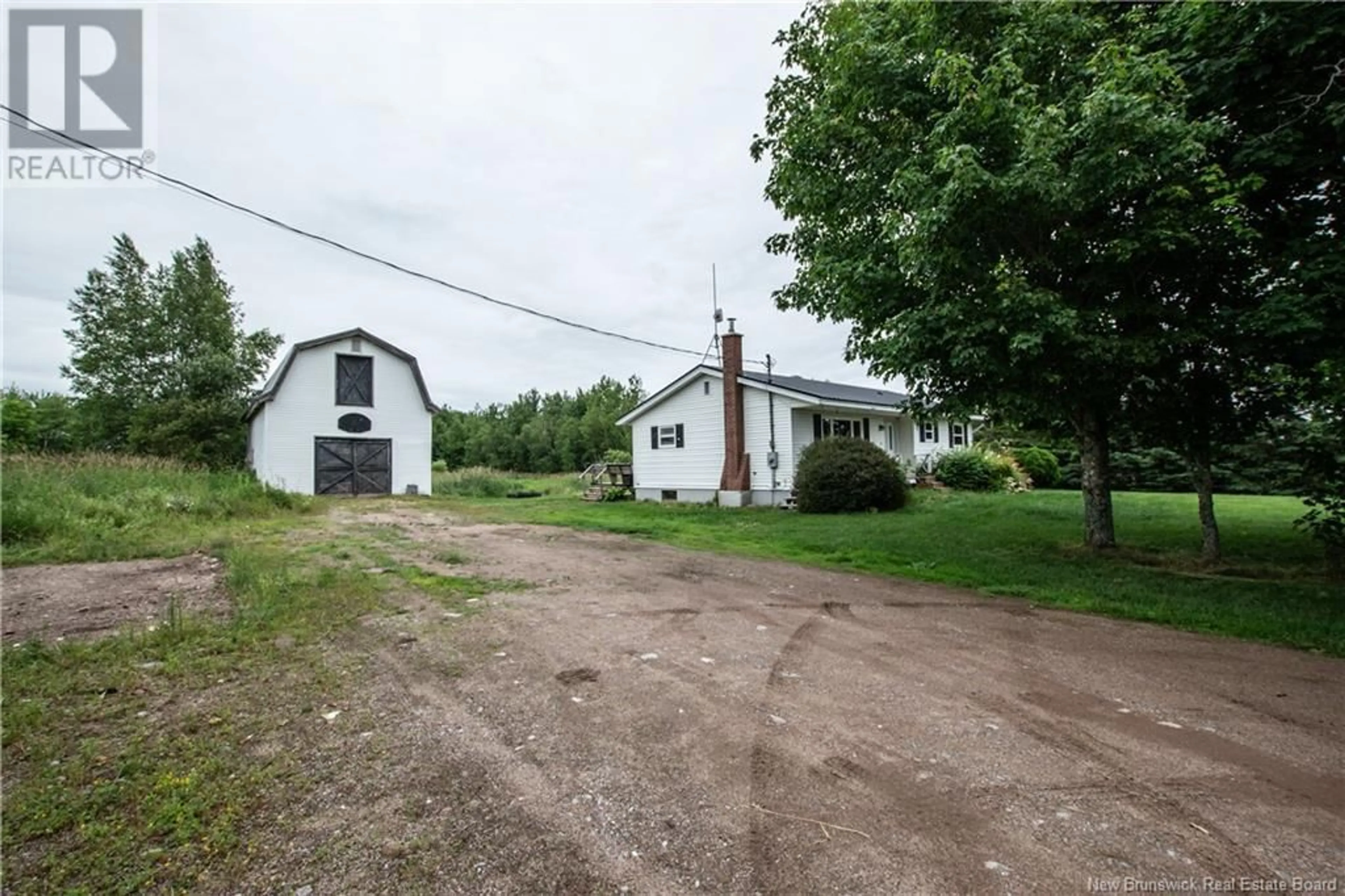A pic from outside/outdoor area/front of a property/back of a property/a pic from drone, building for 3769 ROUTE 112, Second North River New Brunswick E4J3X7