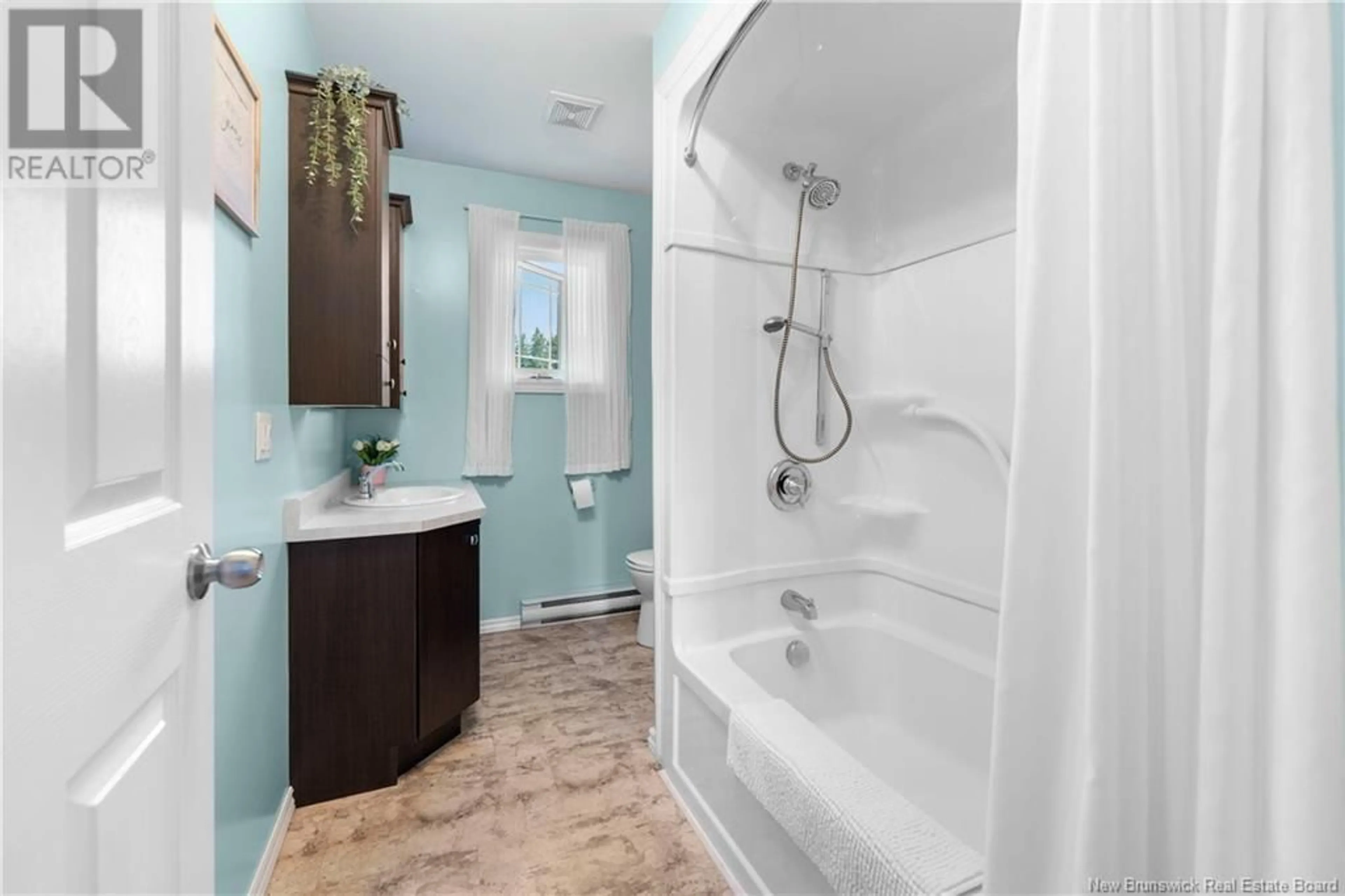 Standard bathroom, ceramic/tile floor for 733 ROUTE 385, Lorne New Brunswick E7G2M4