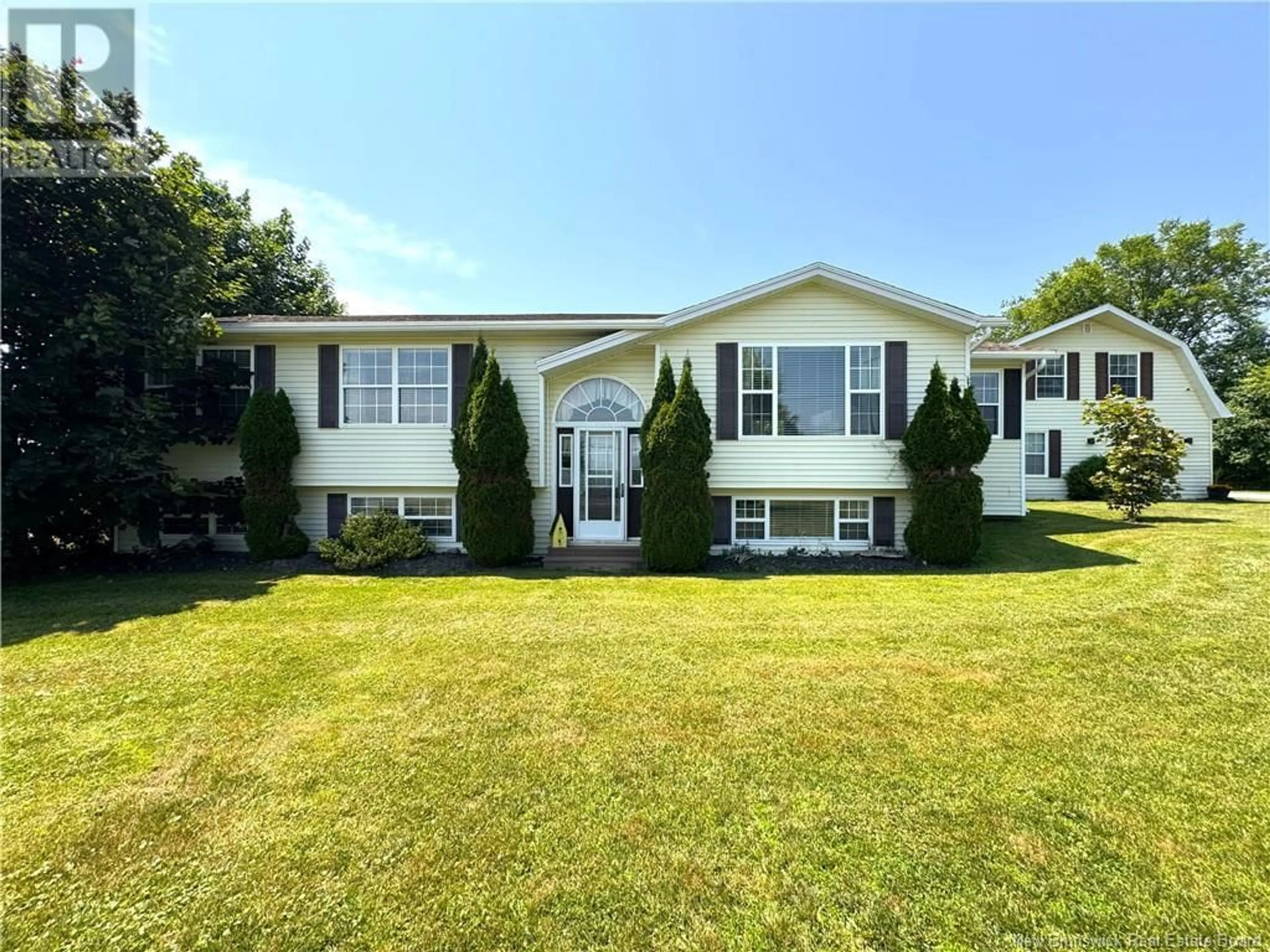 Home with vinyl exterior material, unknown for 9298 ROUTE 3, St. Stephen New Brunswick E3L2W9